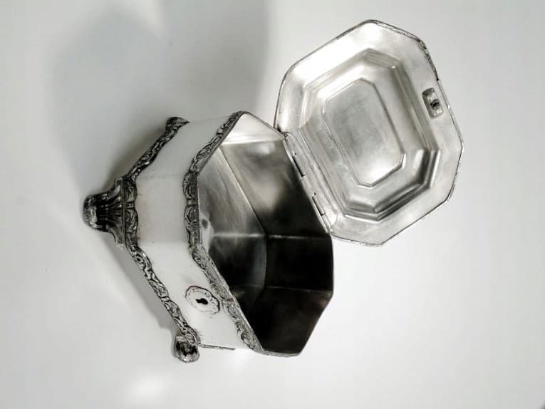 Cukiernica skrzynkowa, srebro jasne, Norblin, Polska, XIX wiek - 172377