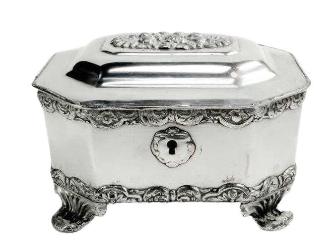 Cukiernica skrzynkowa, srebro jasne, Norblin, Polska, XIX wiek
