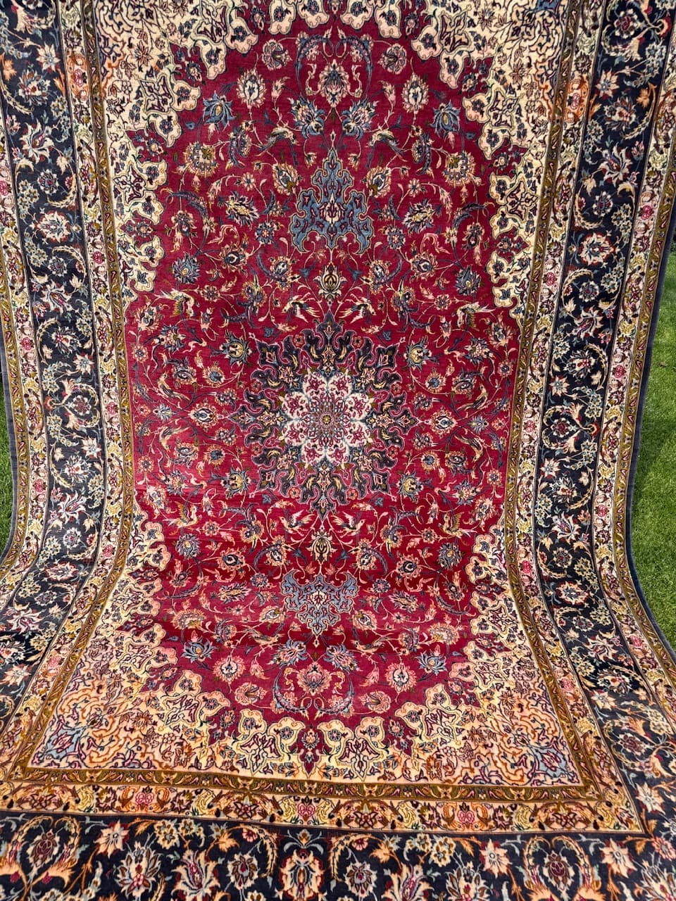 Persian rug Isfahan, multicolor, Kashmiri wool silk, Iran, 1990s. - 172421