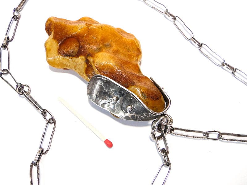 Naszyjnik modernistyczny, bursztyn żółty, srebro, Polska, lata 80. - 172489