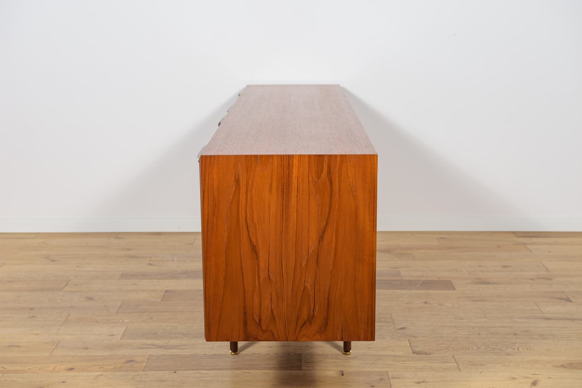 Komoda, teak brązowy jasny, proj. T. Robertson, McIntosh, Wielka Brytania, lata 60. - 172960