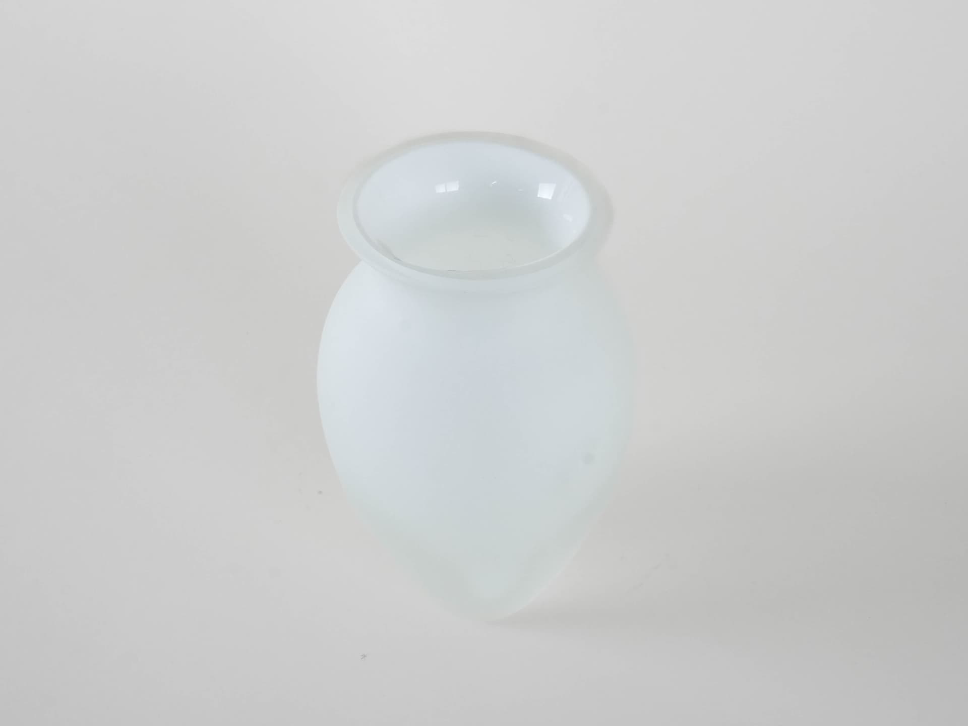 Vase, matte white glass, by L. Utzon, Rosendahl, Denmark - 173084
