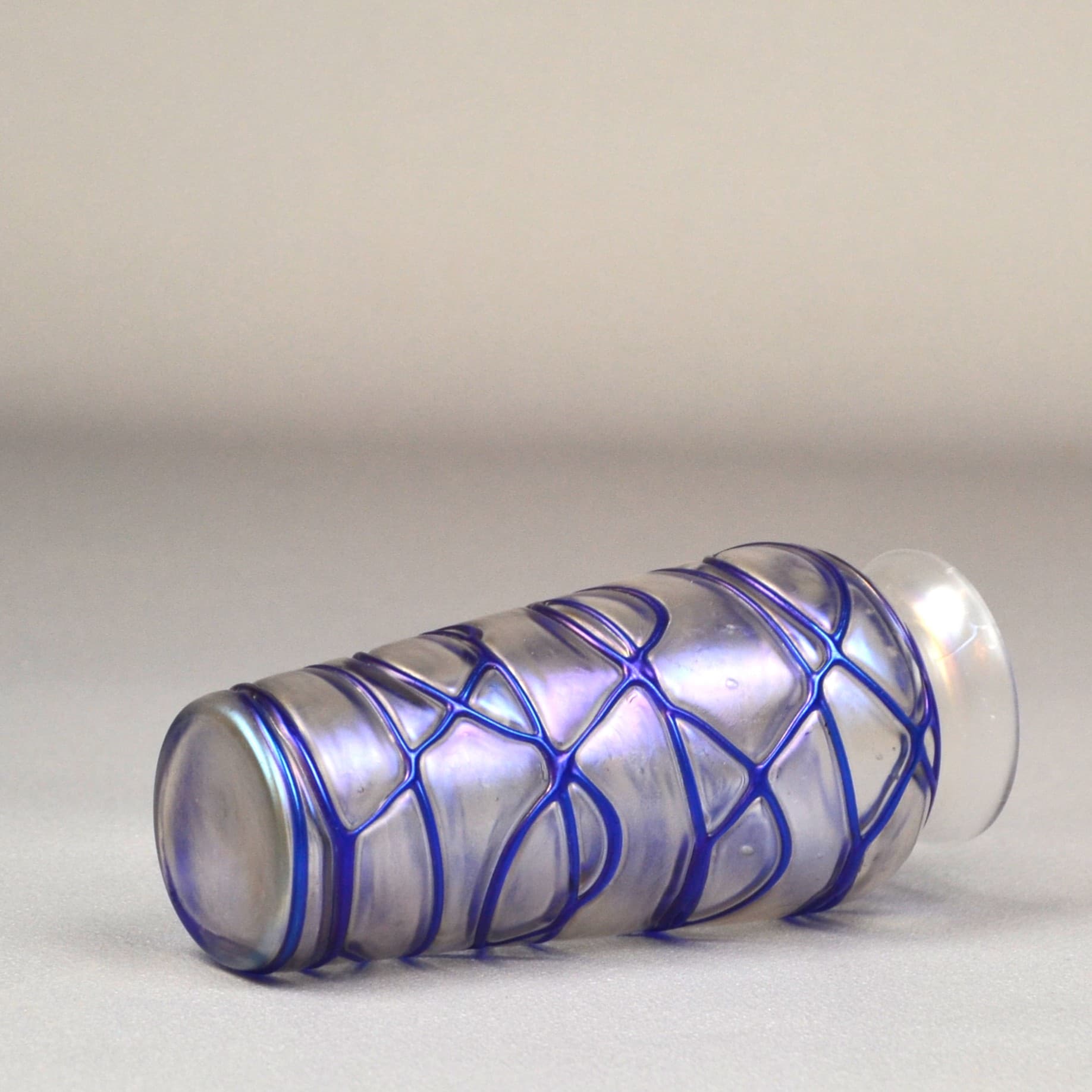 Wazon secesyjny, szkło mlecznobiałe, Pallme-Koenig, Czechy, początek XX w. - 1263