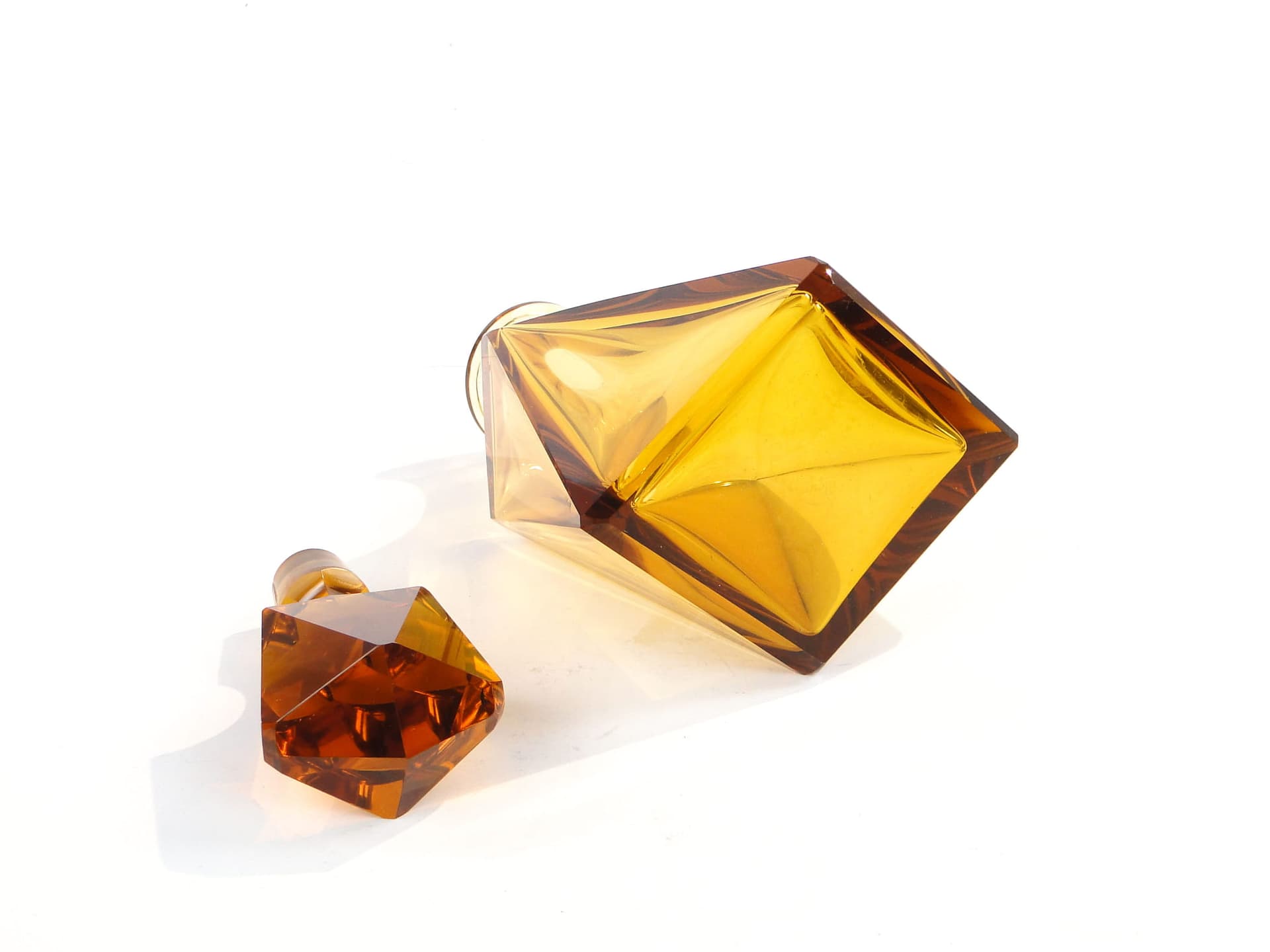 Decanter Art Deco, golden, crystal, Moser, Czech Republic, 1930s. - 173283