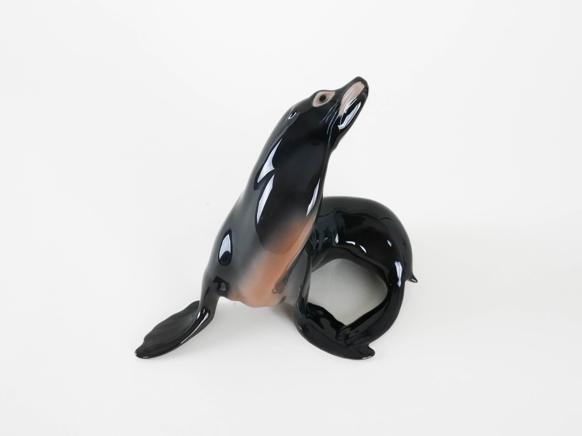 Figurka lew morski, szary, porcelana, Bing & Grøndahl, Dania, lata 70. - 173336