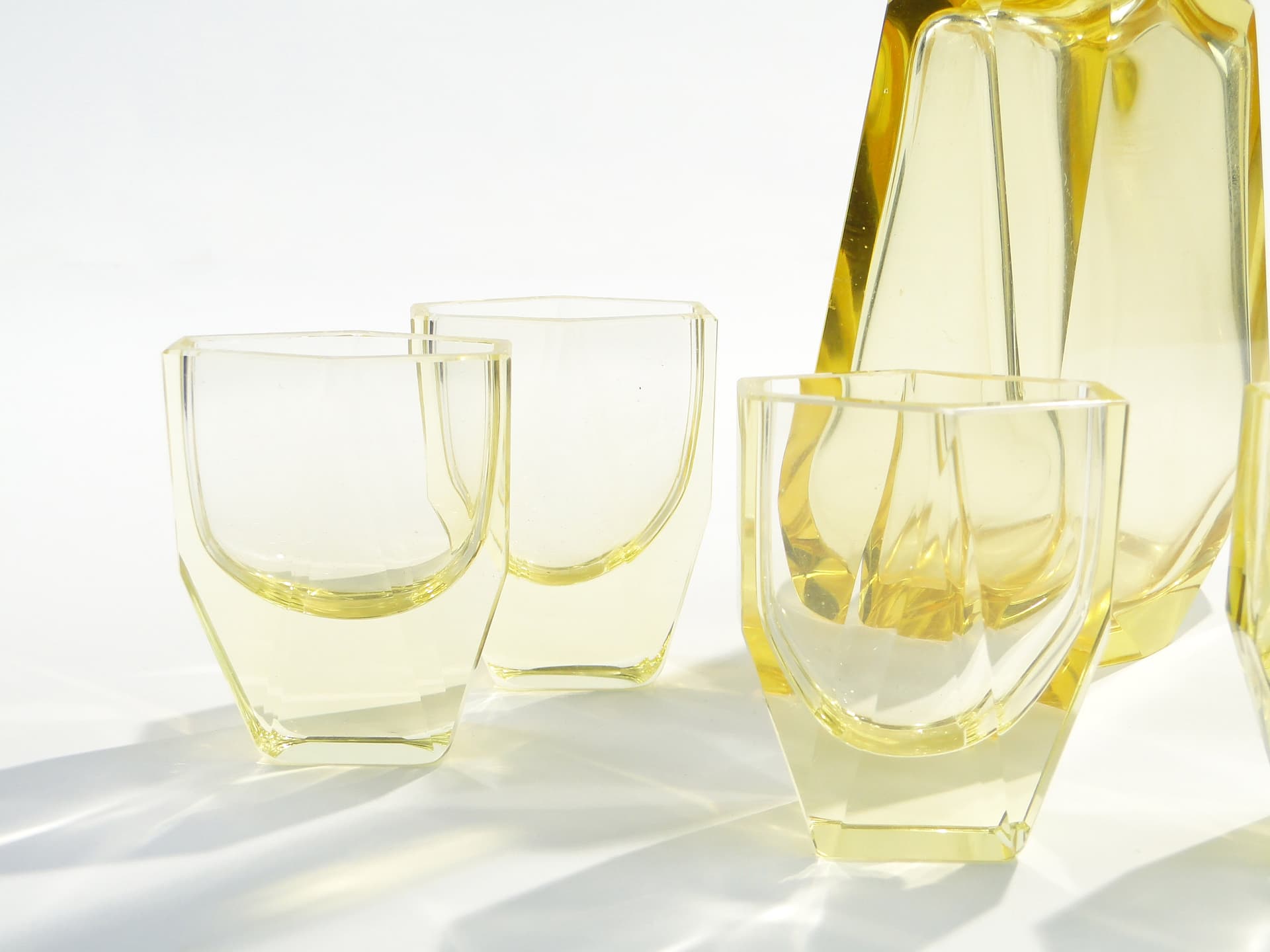 Serwis likierowy Art Deco, cytrynowy, szkło kryształowe, Moser, Czechy, lata 30. - 173404