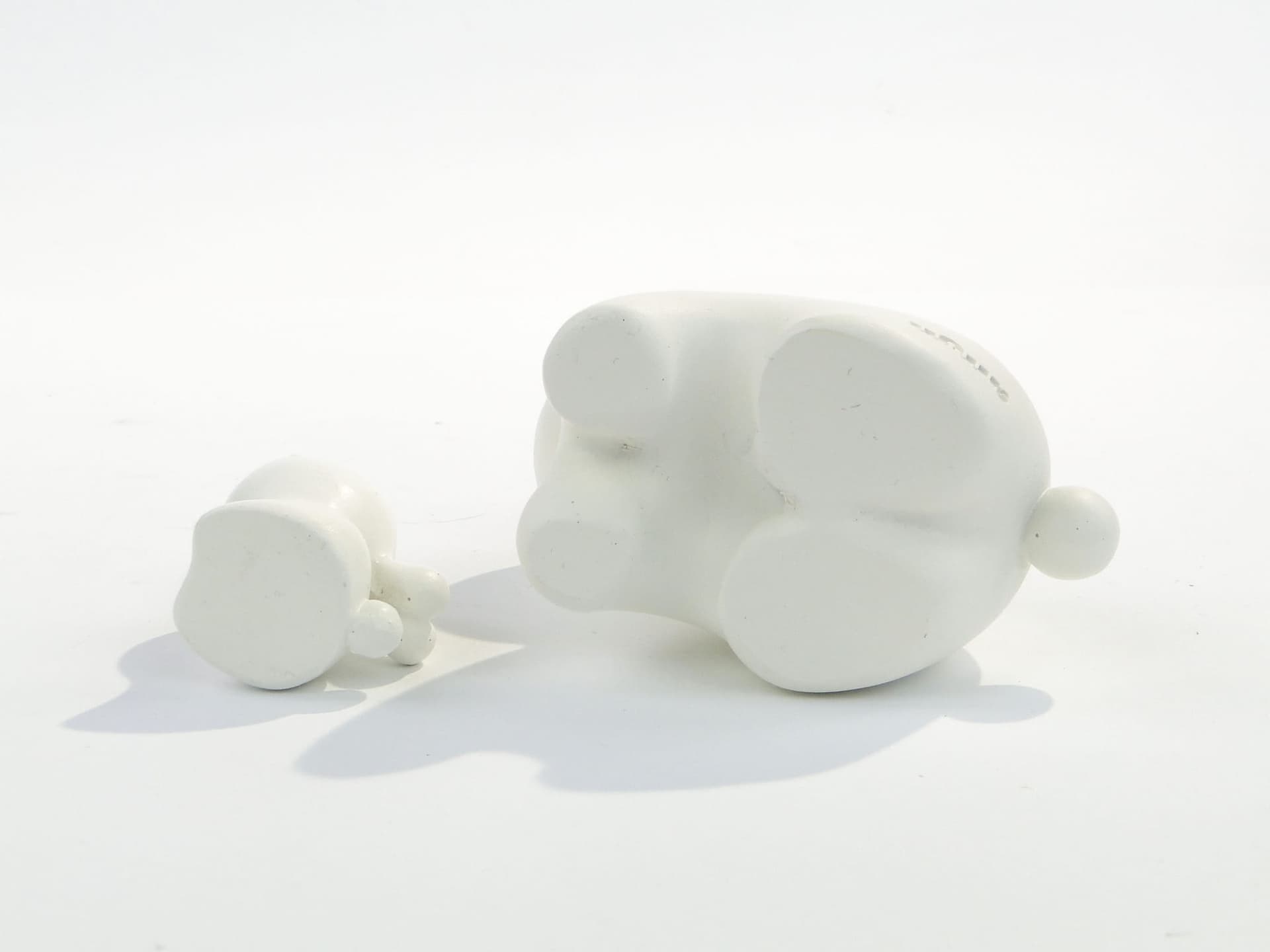 Para figurek Japandi, ceramika biała, lata 80. - 173449