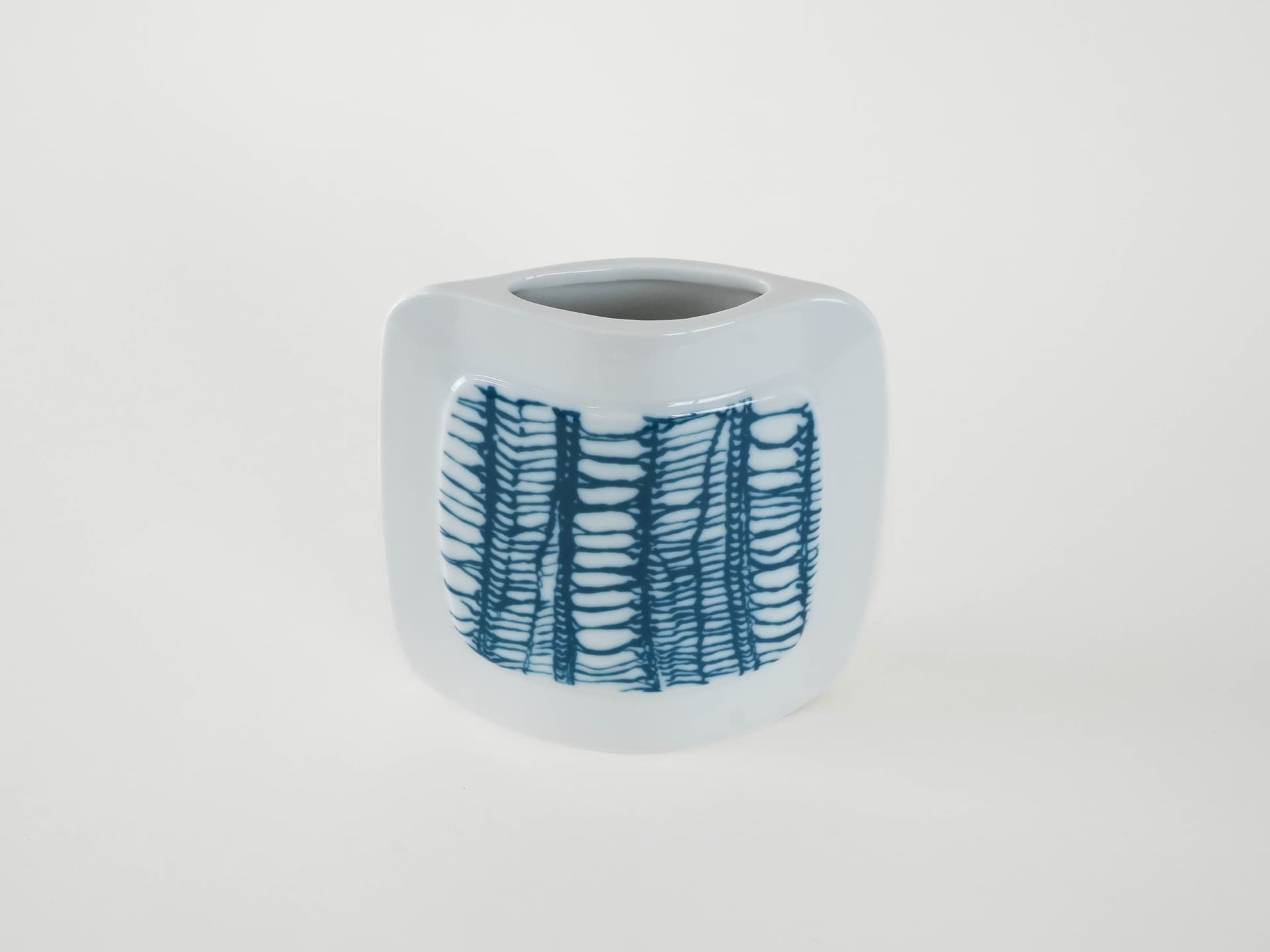 Vase, Bing & Grøndahl 1824, white porcelain, Denmark, 1970s. - 173753