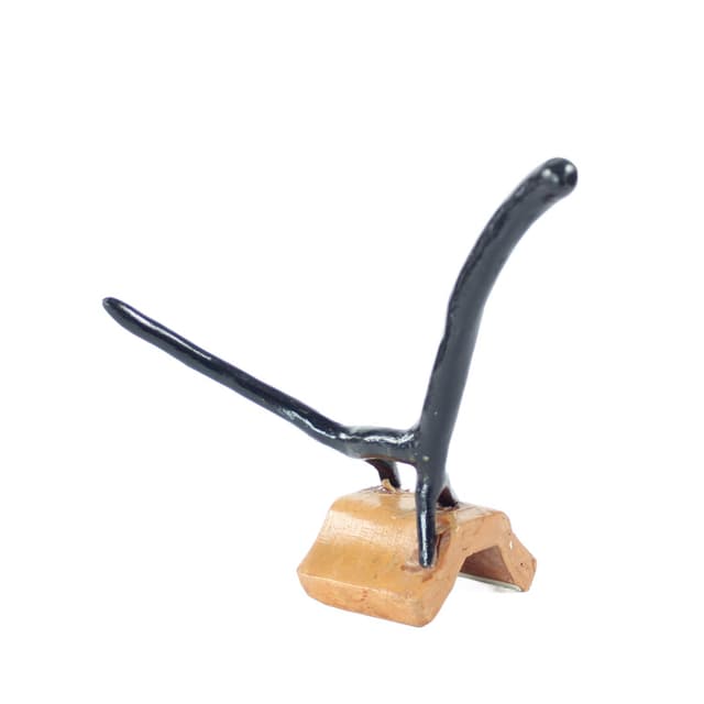 Rzeźba abstrakcyjna zwierzę, ceramika ciemnobrązowa, aut. Pelnec, lata 60. - WYMIARY