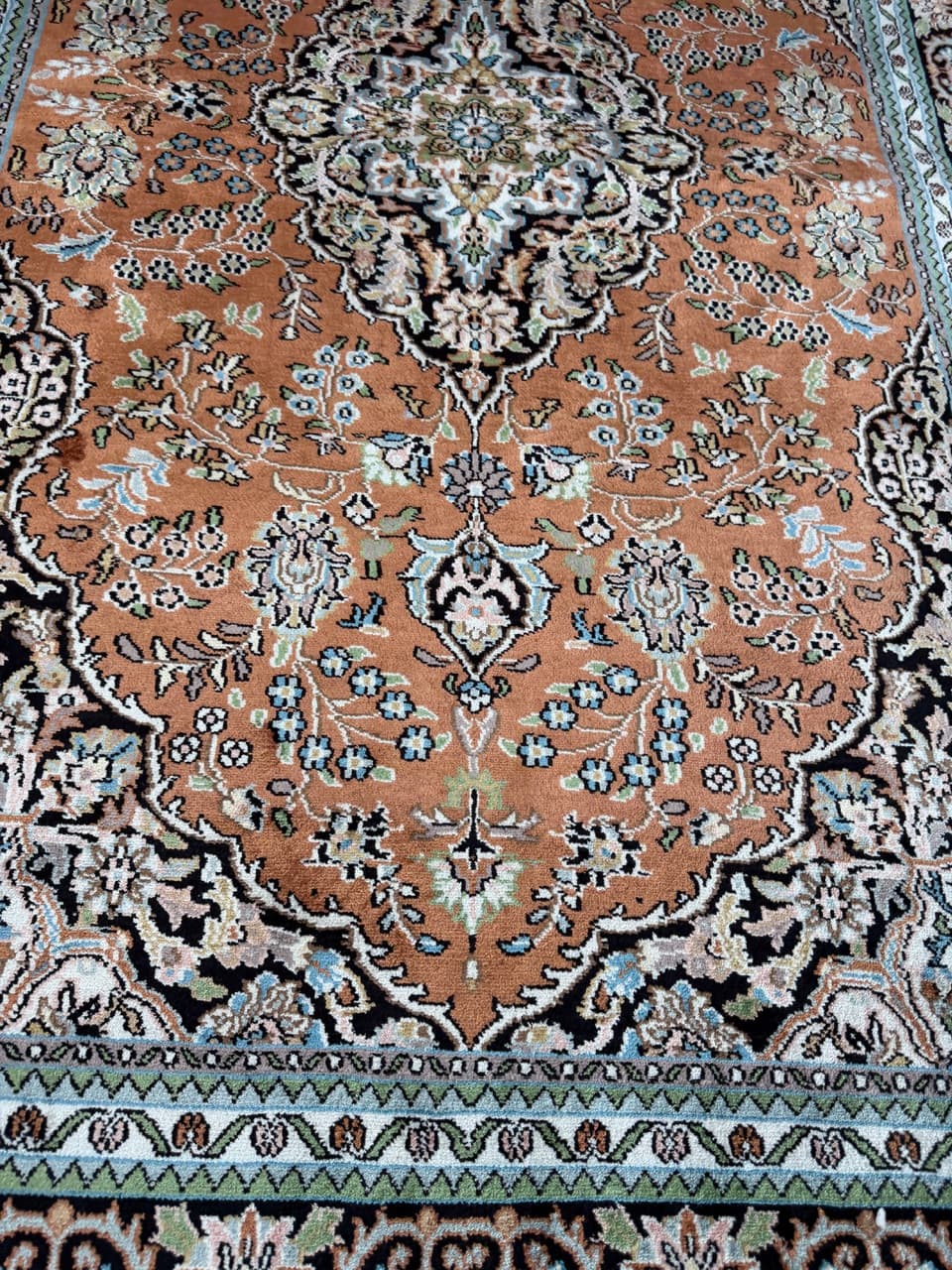 Rug Ghoum/Qom 205x125 cm, natural silk, India - 174457
