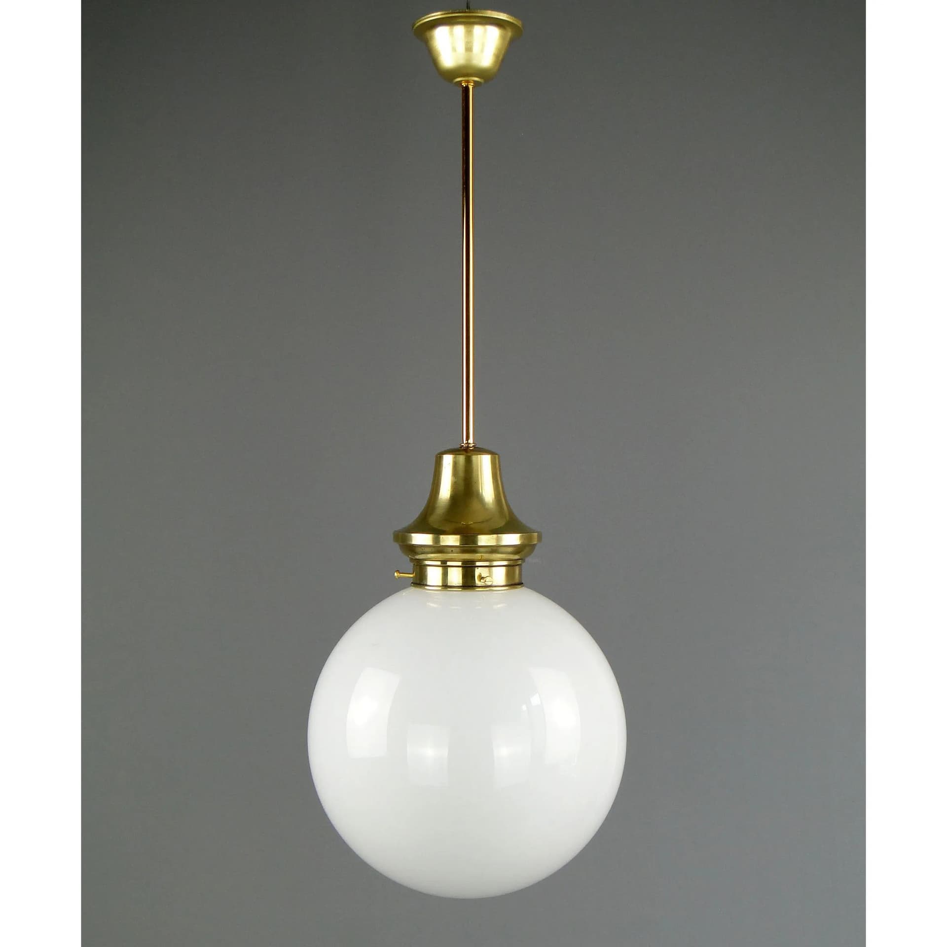 Lampa wisząca, biały, mosiądz, szkło, Austro-Węgry, początek XX w. - 11611