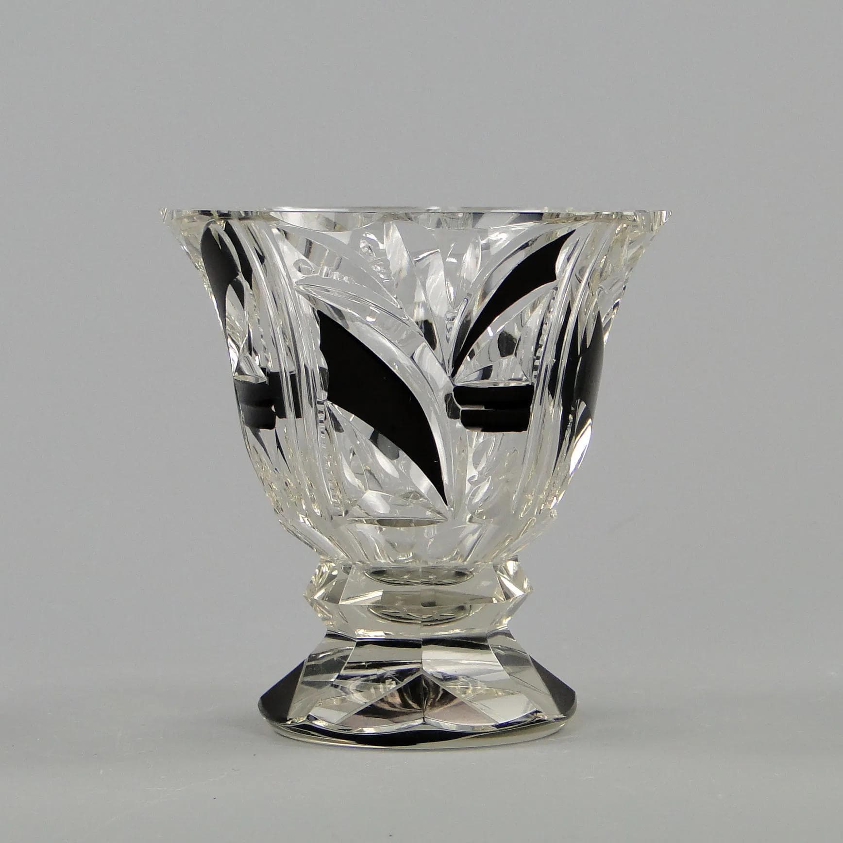 Wazon Art Deco, kryształ transparentny, proj. K. Palda, Czechy, lata 30. - 11790