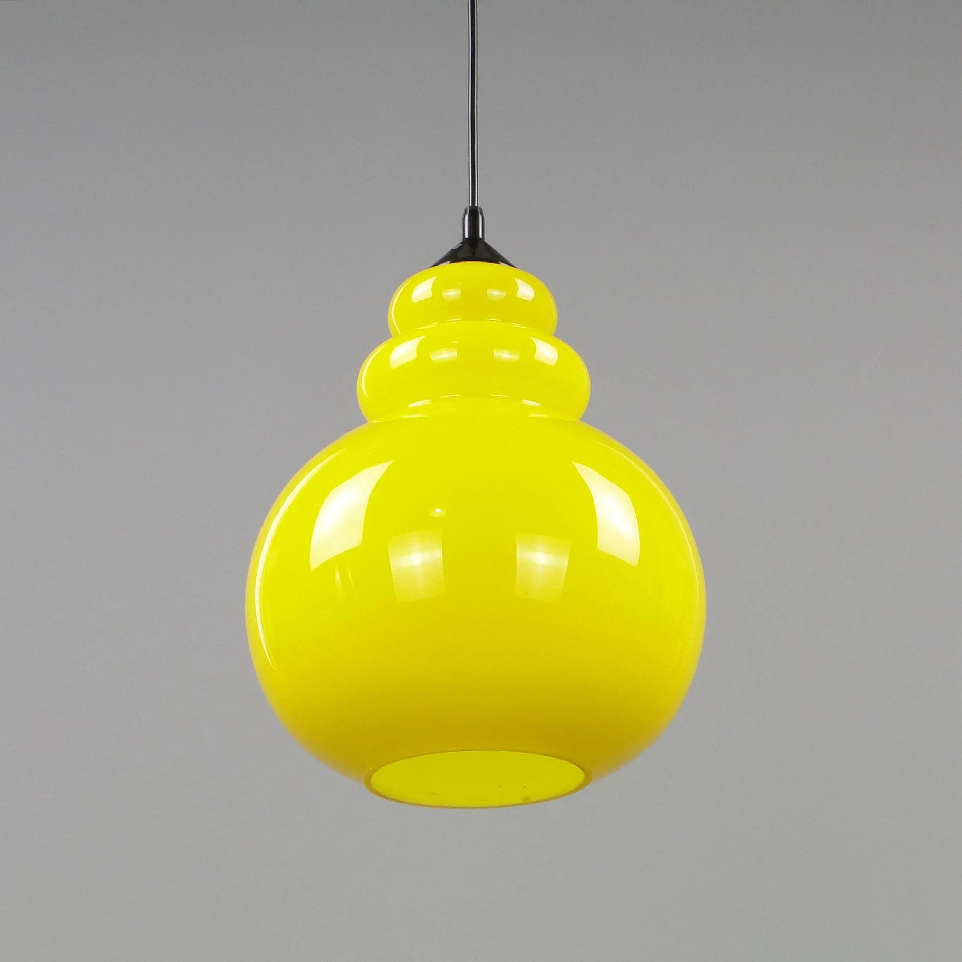 Lampa wisząca Pop Art, szkło żółty, Polam, Polska, lata 60. - 11877