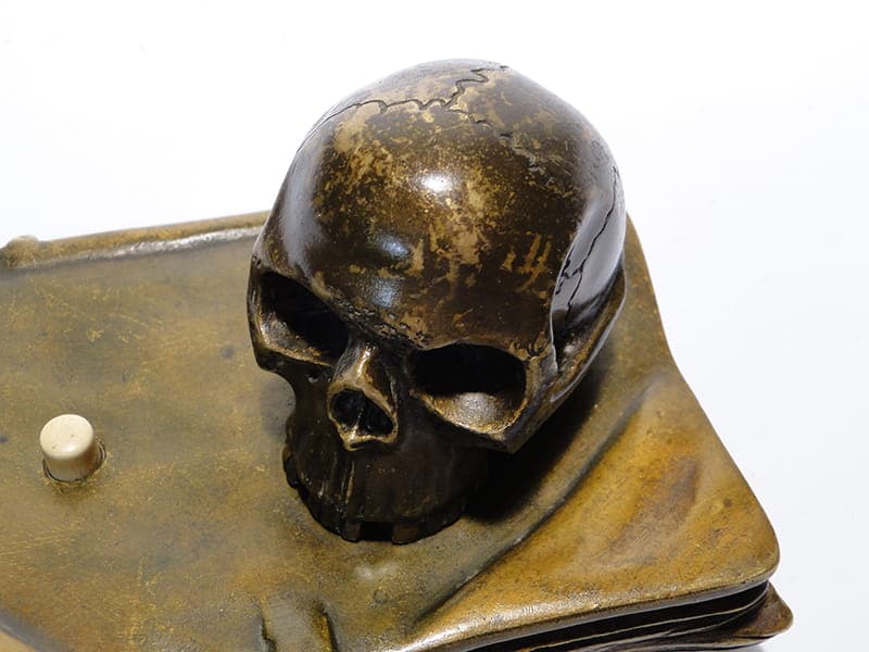 Przycisk do dzwonka z czaszką brąz wiedeński XIX w - 175931