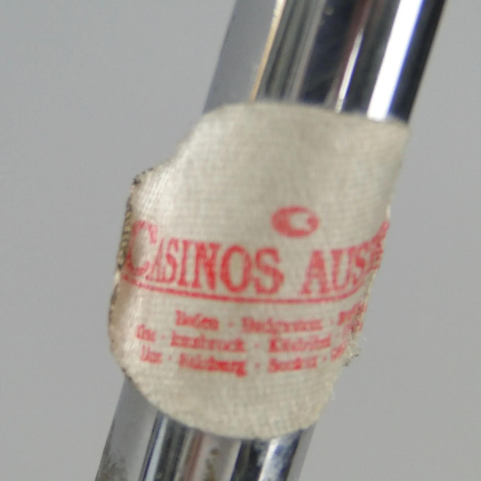 Zielona secesyjna lampa gabinetowa z chromowanego mosiądzu i szkła warstwowego, dla Casinos Austria, Austria, lata 20. - 11978