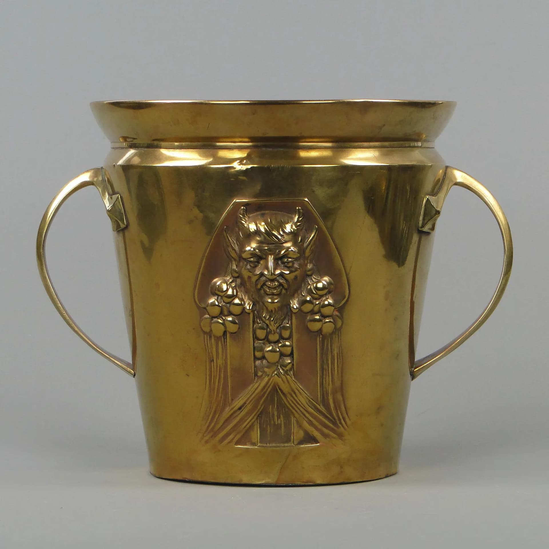 Champagne Cooler Art Nouveau, golden brass, Germany, early 20th c. - 12043