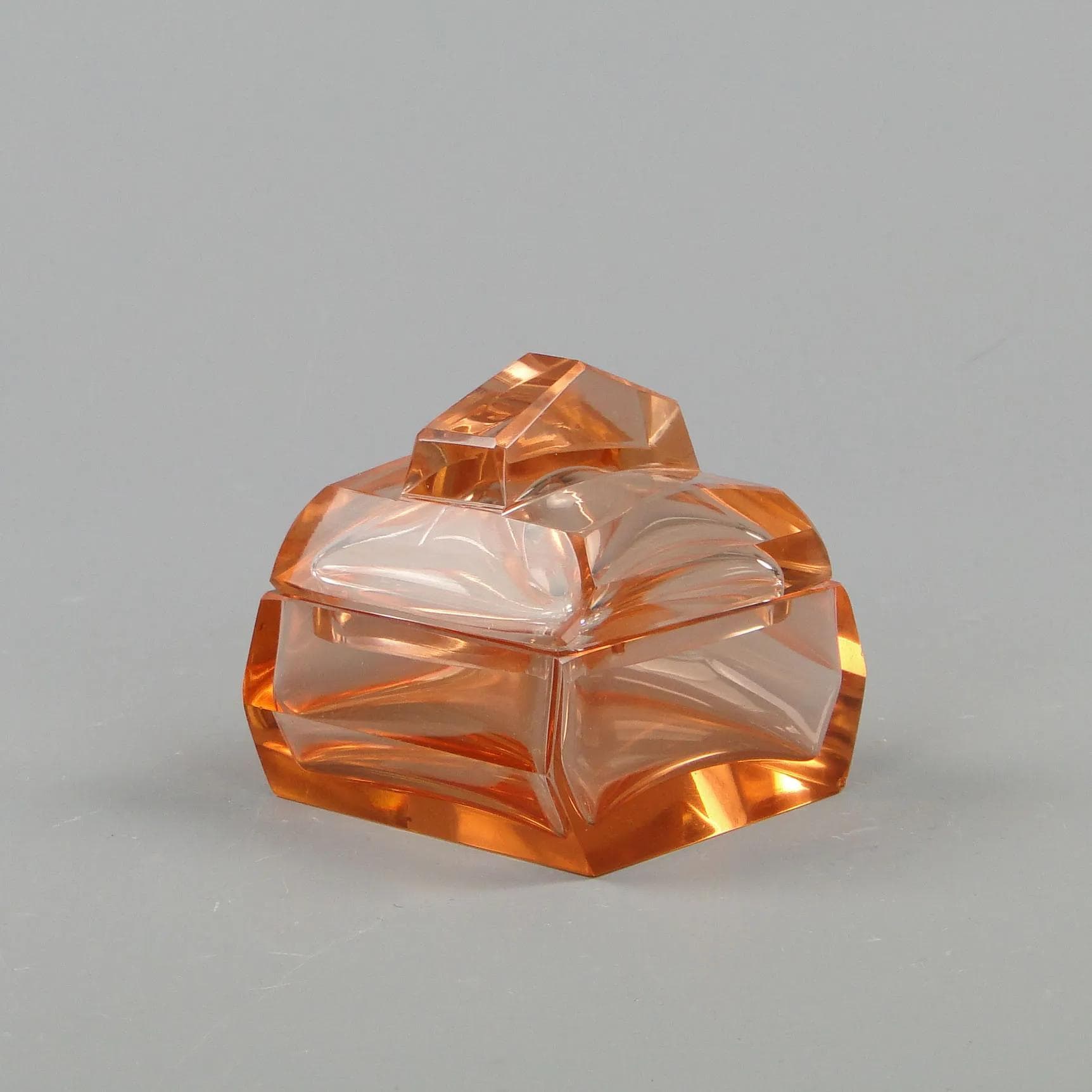 Bonbonniere Art Deco, orange crystal, Moser, Czech Republic, 1960s. - 12075