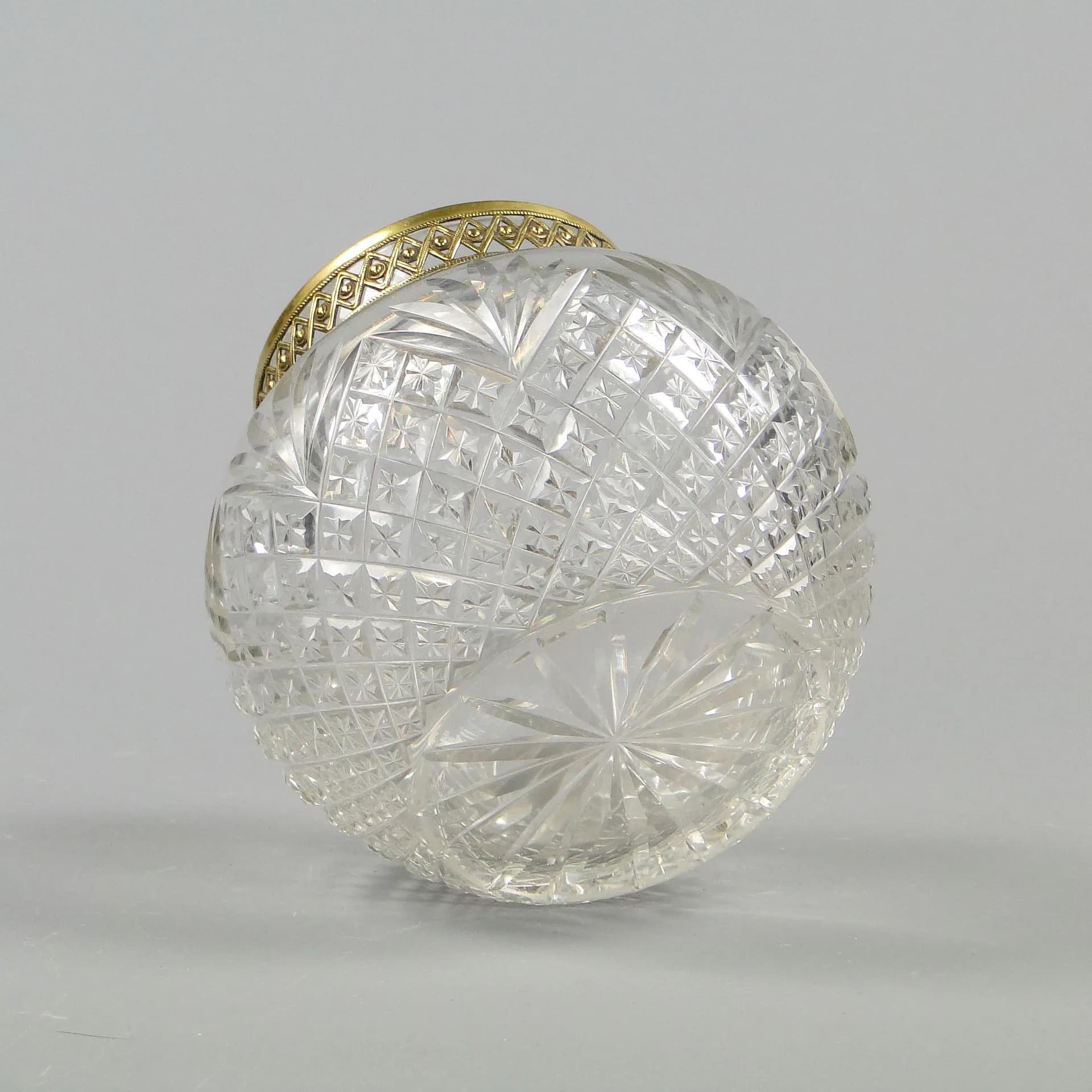 Vase Art Nouveau, transparent crystal, brass, Austria, early 20th c. - 12250