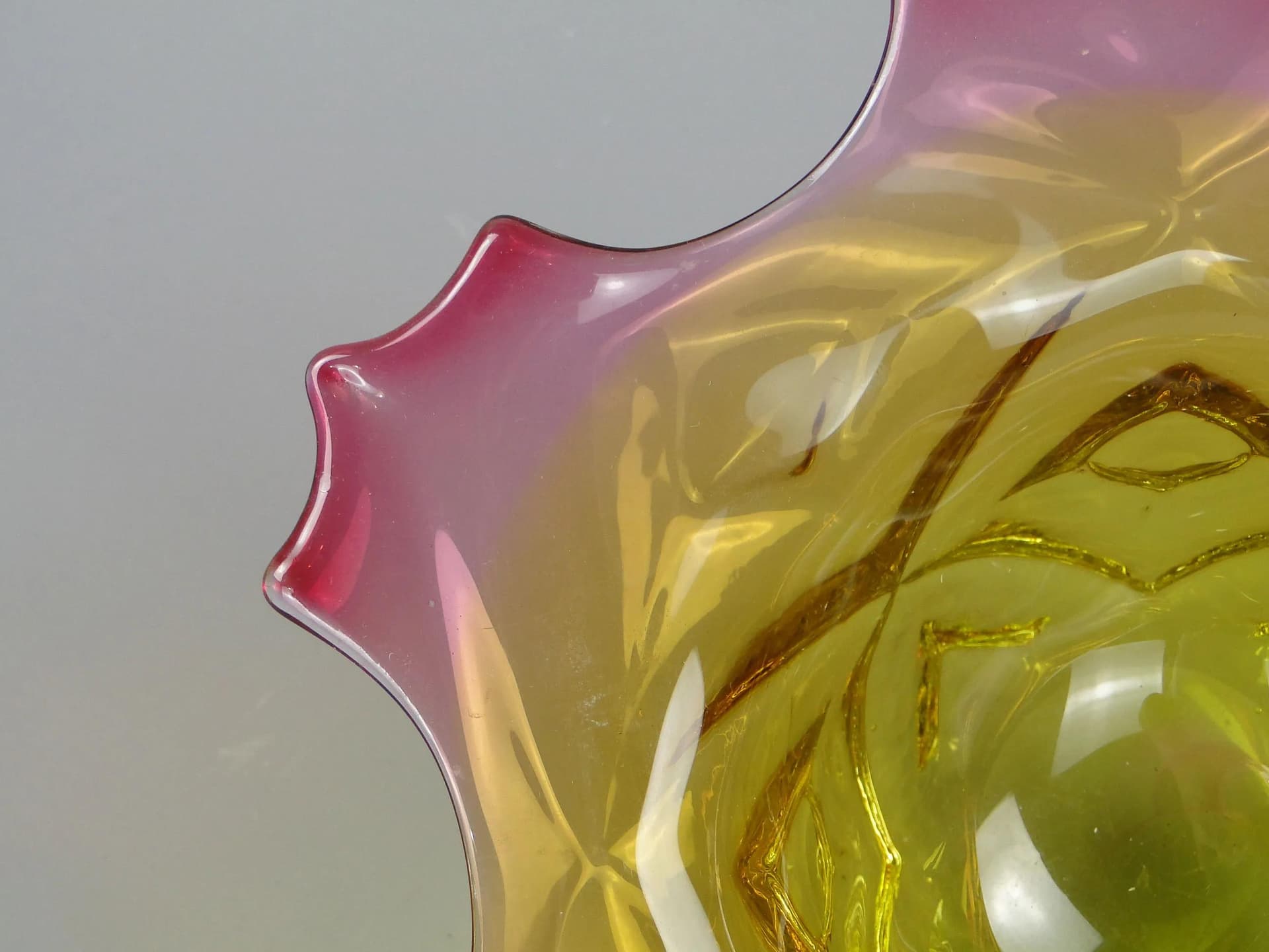 Misa Ananas, szkło kryształowe multikolor, proj. F. Koudelka, Czechosłowacja, lata 80. - 12277