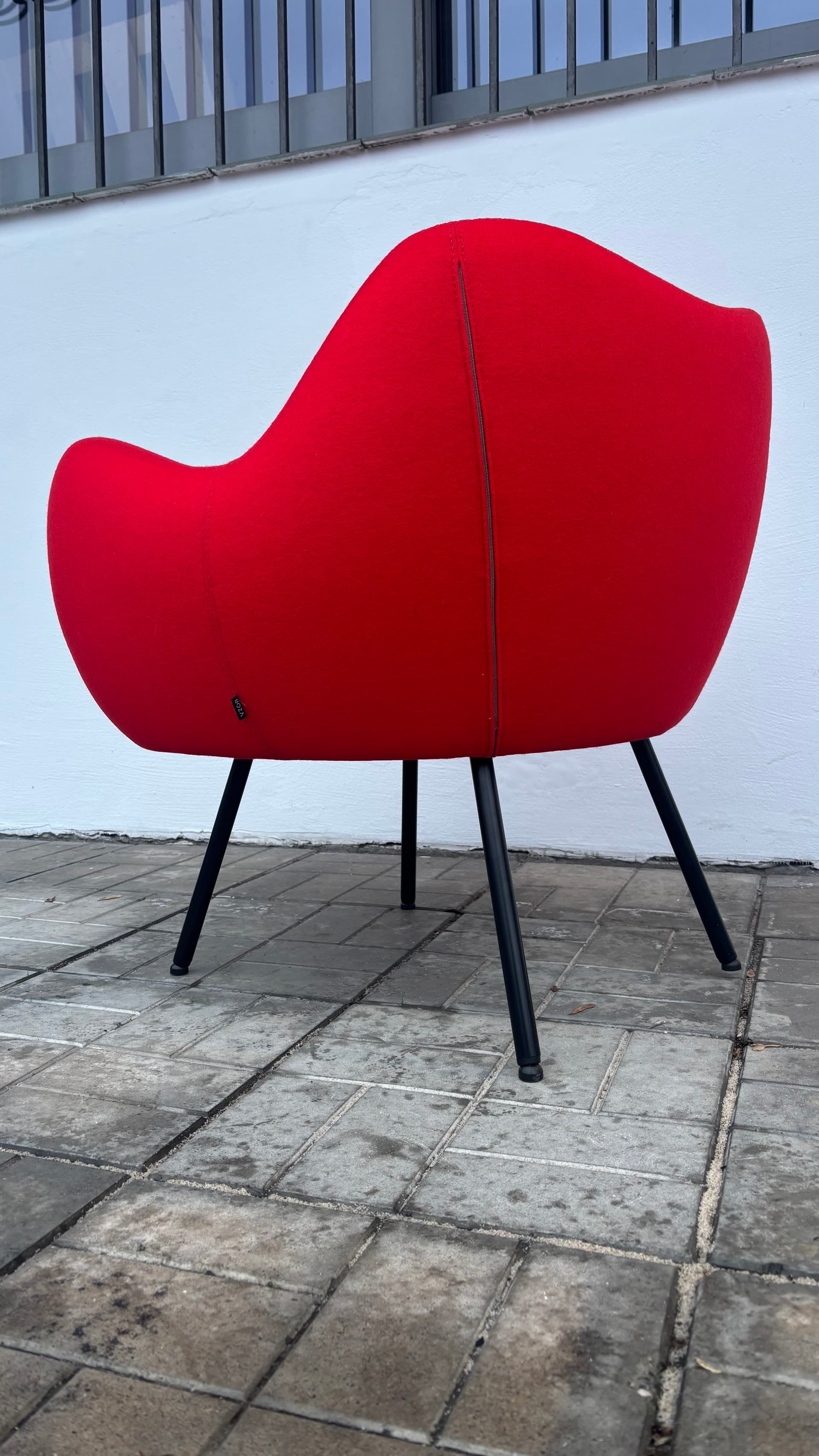 Armchair RM58 Soft Synergy Red (LDS80), black legs - 2964