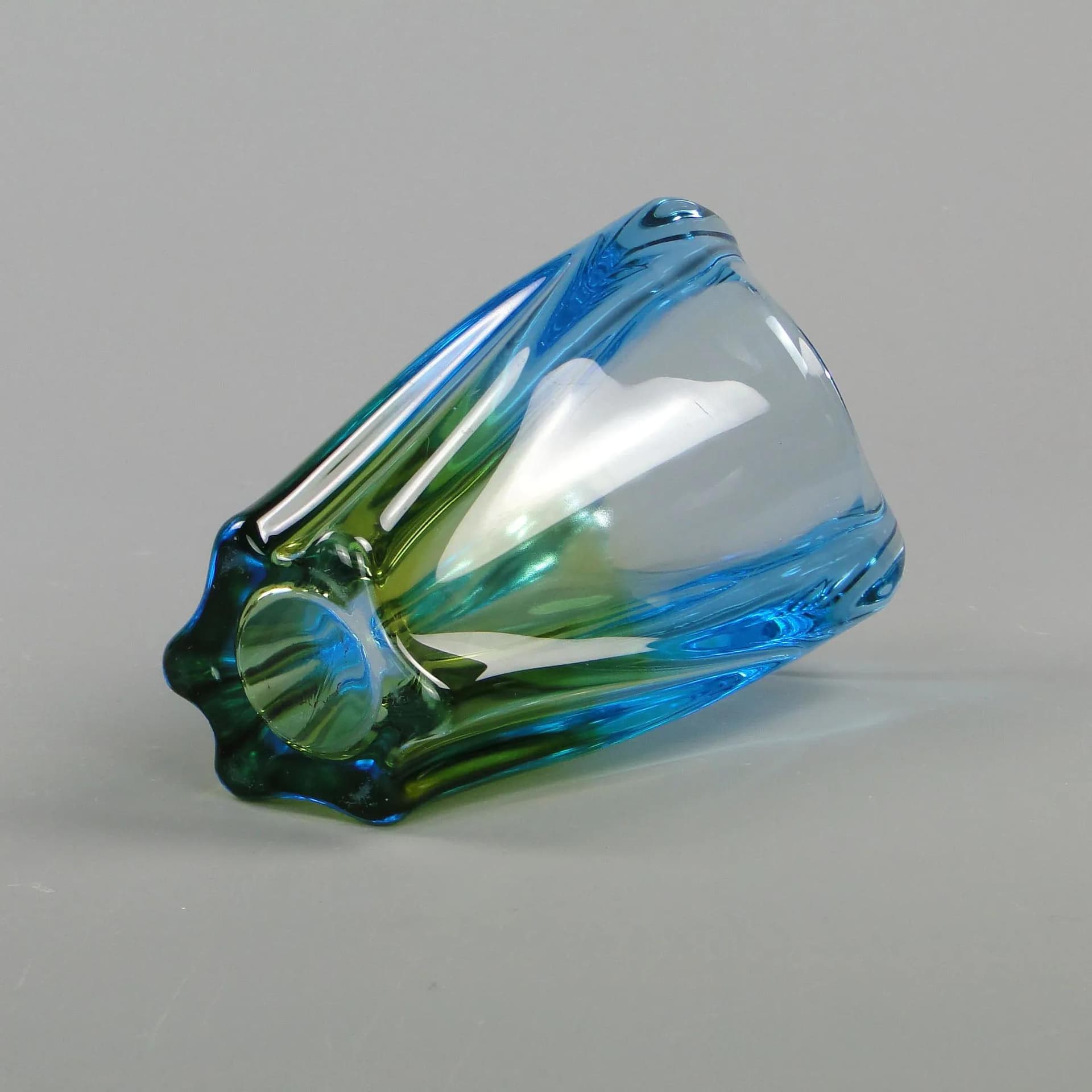 Wazon, szkło wielobarwne, Mstišov Nový Bor, Czechosłowacja, lata 60. - 12439