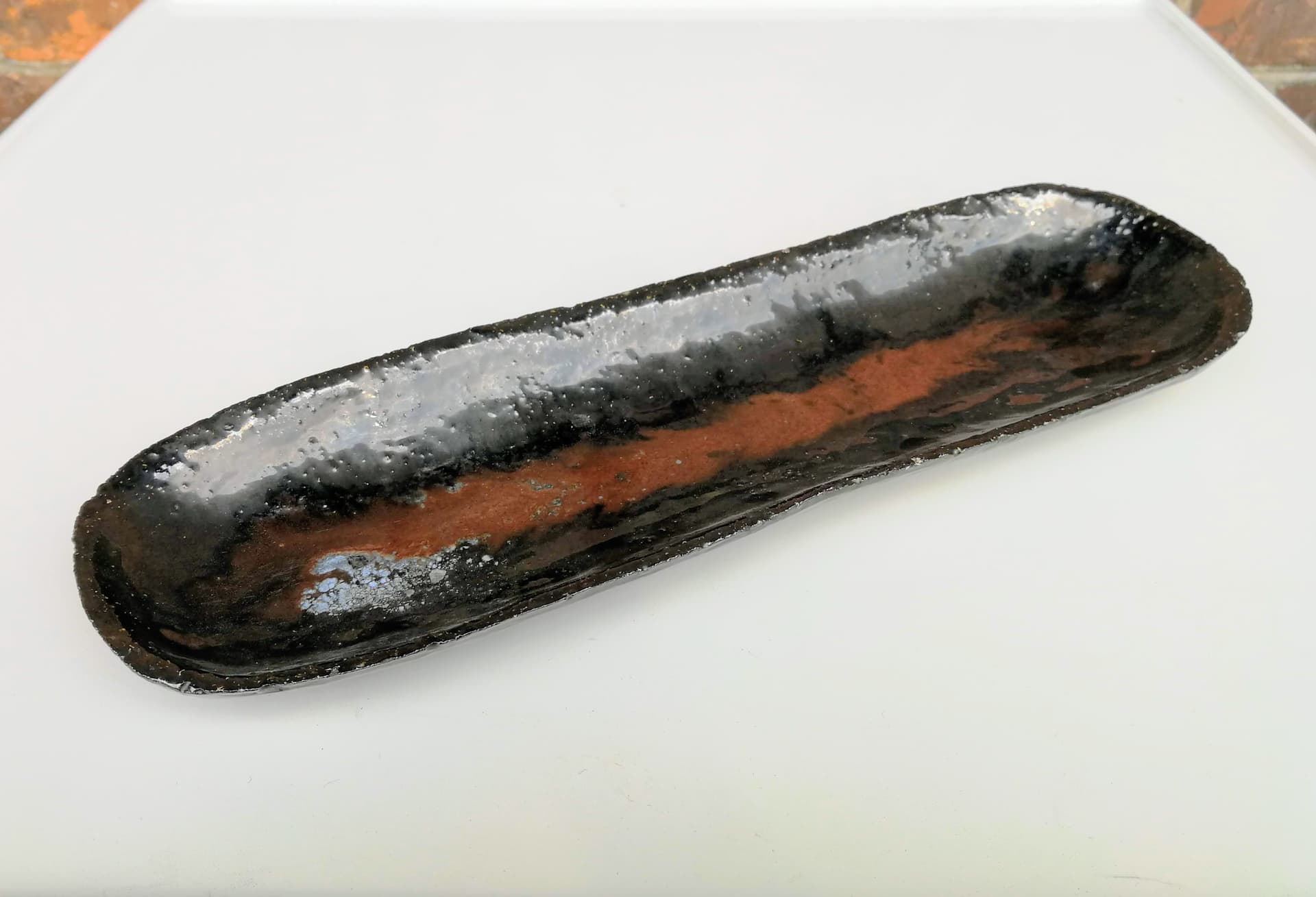 Podłużna patera ceramiczna. Szkliwienie artystyczne. - 178618