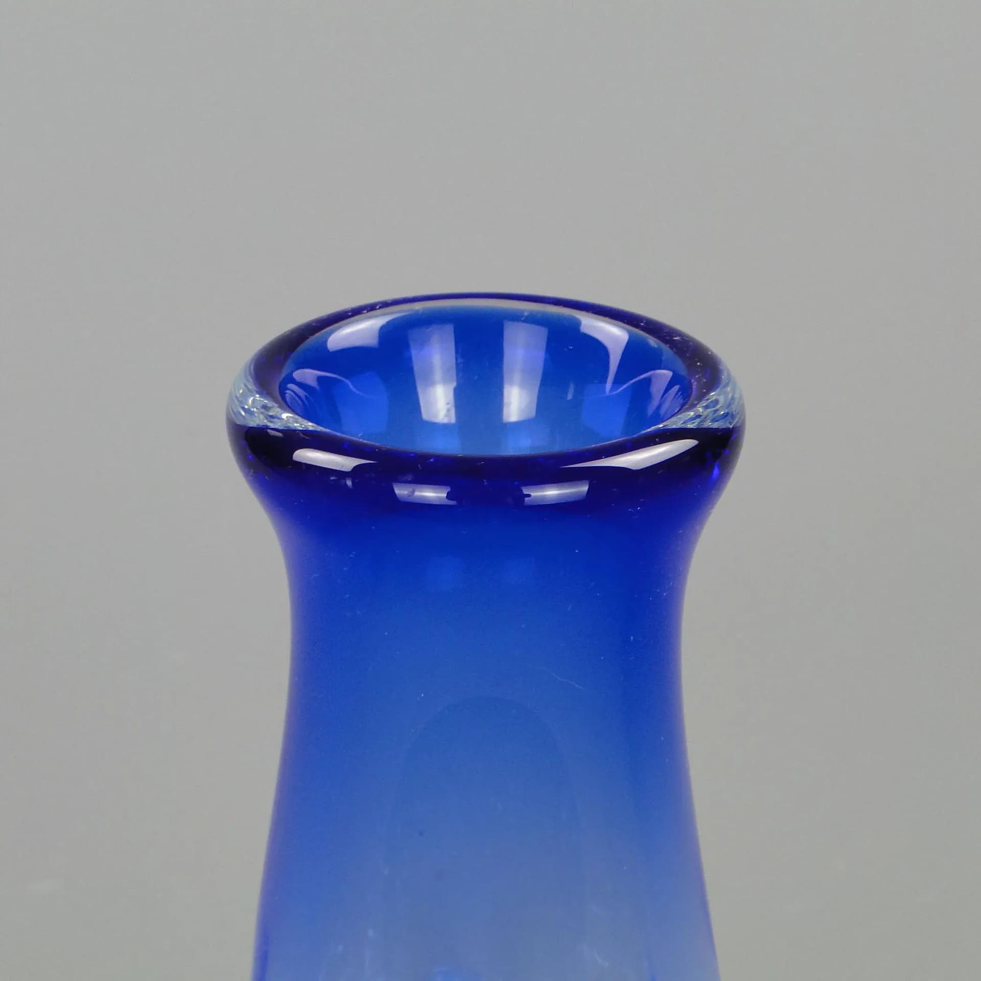 Wazon, szkło niebieski, proj. J. Beranek, Huta Skrdlovice, Czechosłowacja, lata 60. - 12545