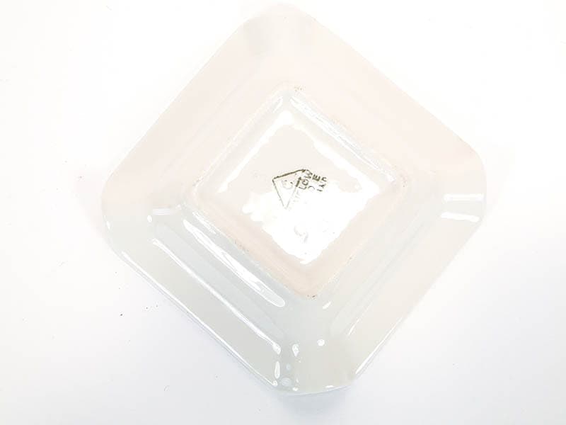 Ashtray The Cards, white porcelain, Ćmielów, Poland, 1960s. - 178786