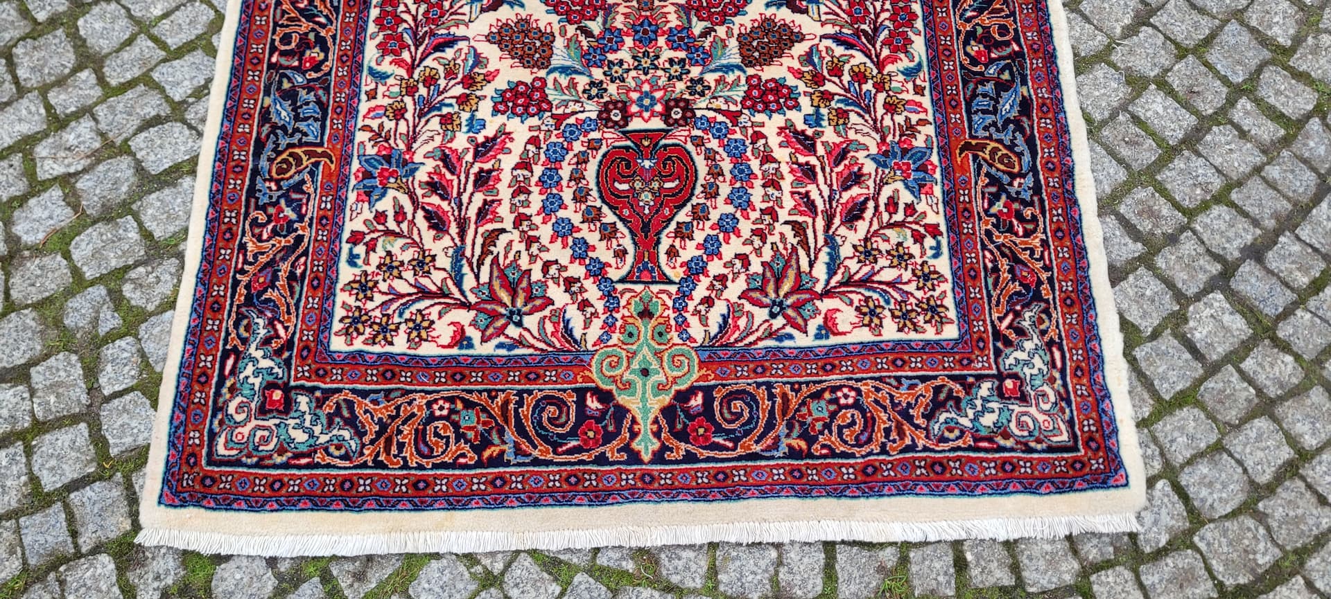 Rug Kashmar, 163x107 cm, ivory, wool, Iran, 1990s. - 179832