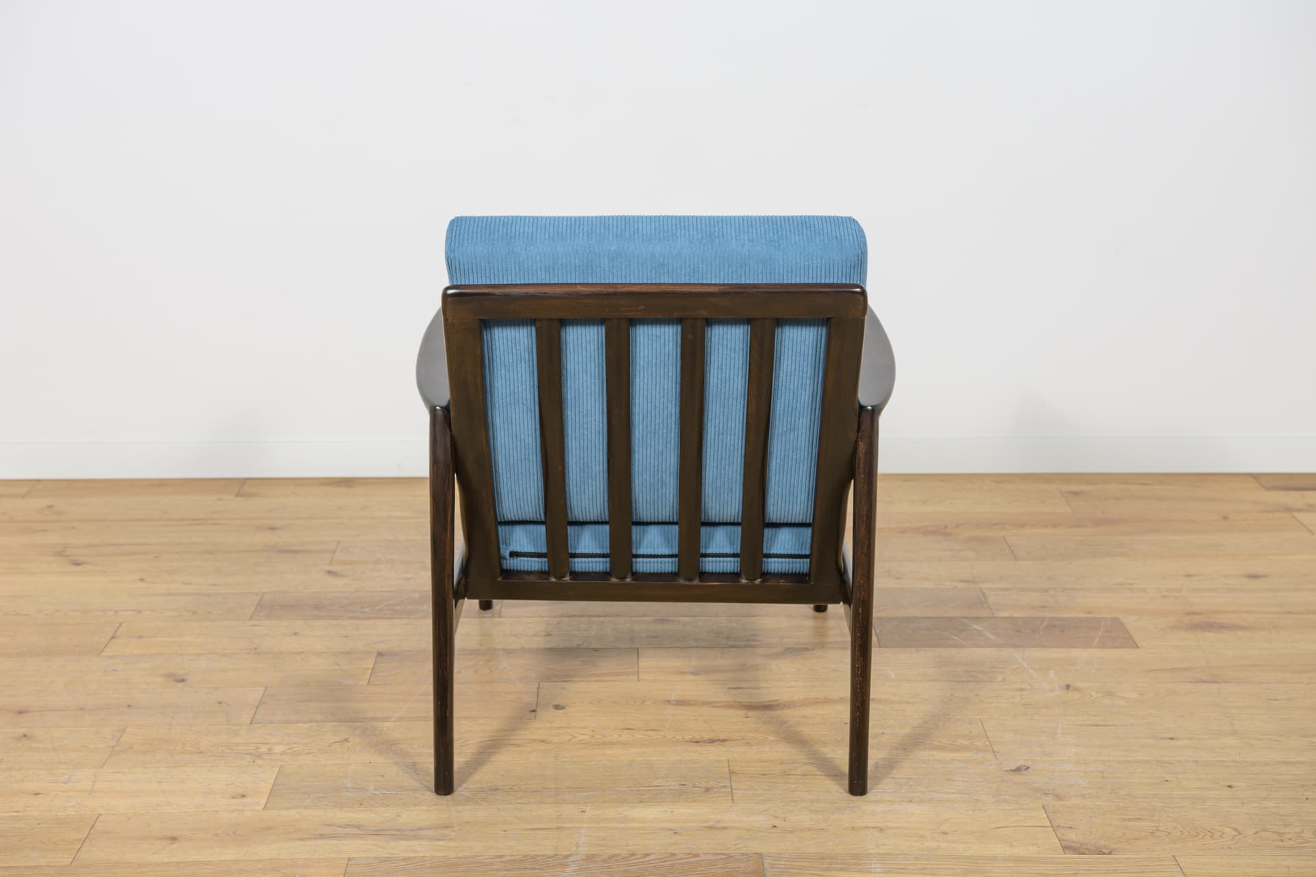 Pair of armchairs Model 300-139, blue, beech, Swarzędzka Fabryka Mebli, Poland, 1960s. - 180693