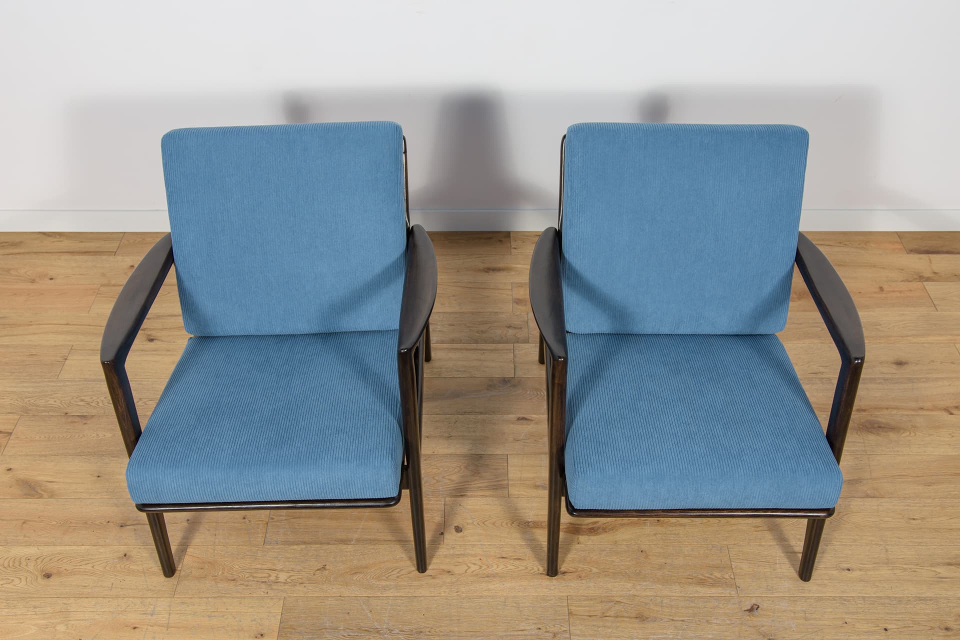 Pair of armchairs Model 300-139, blue, beech, Swarzędzka Fabryka Mebli, Poland, 1960s. - 180686