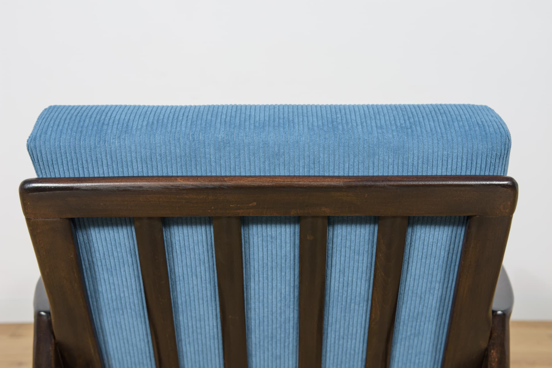 Pair of armchairs Model 300-139, blue, beech, Swarzędzka Fabryka Mebli, Poland, 1960s. - 180698