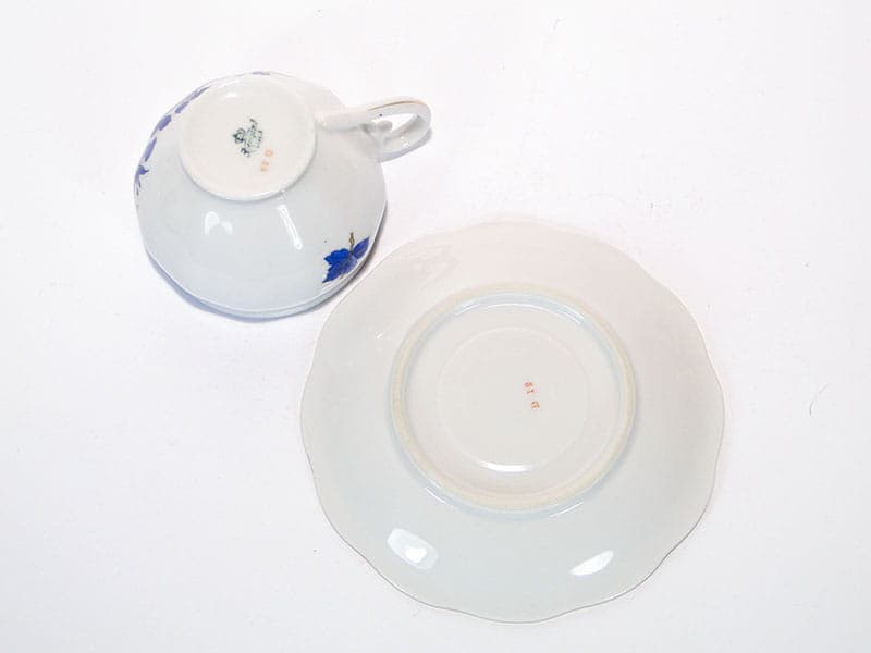 Filiżanka rococo, porcelana biała, Polska, lata 20. - 180713