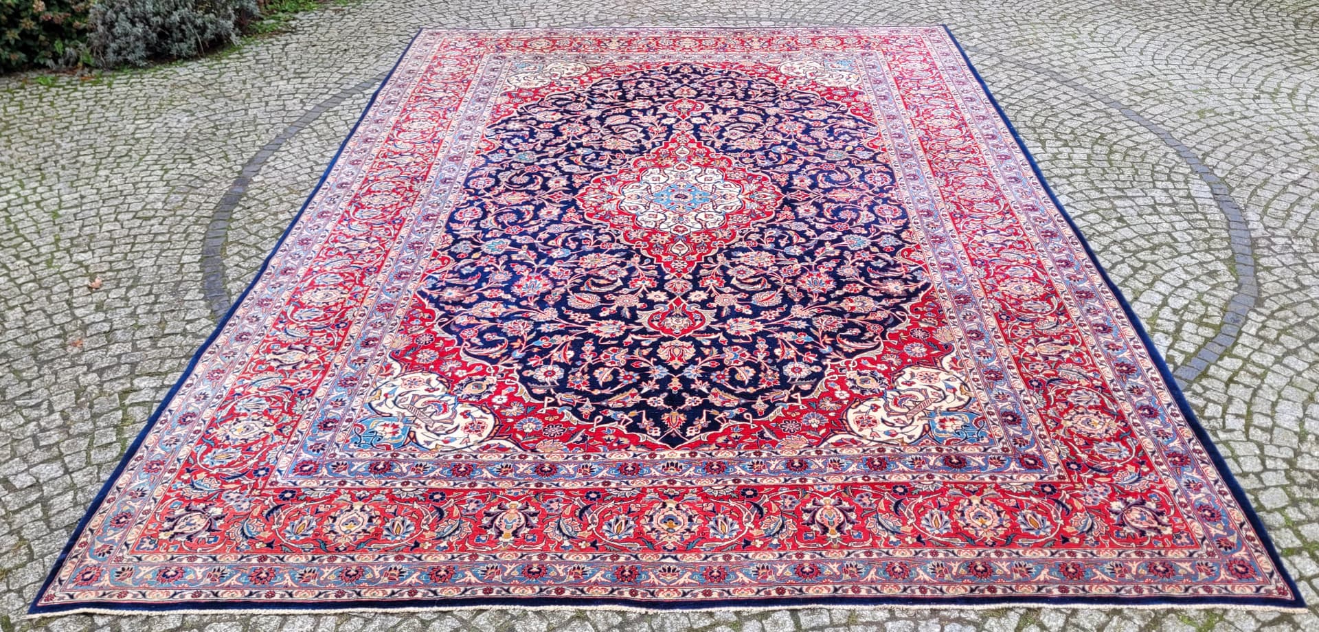 Rug Kashan, multicolor wool, Iran, 1930s. - 181018