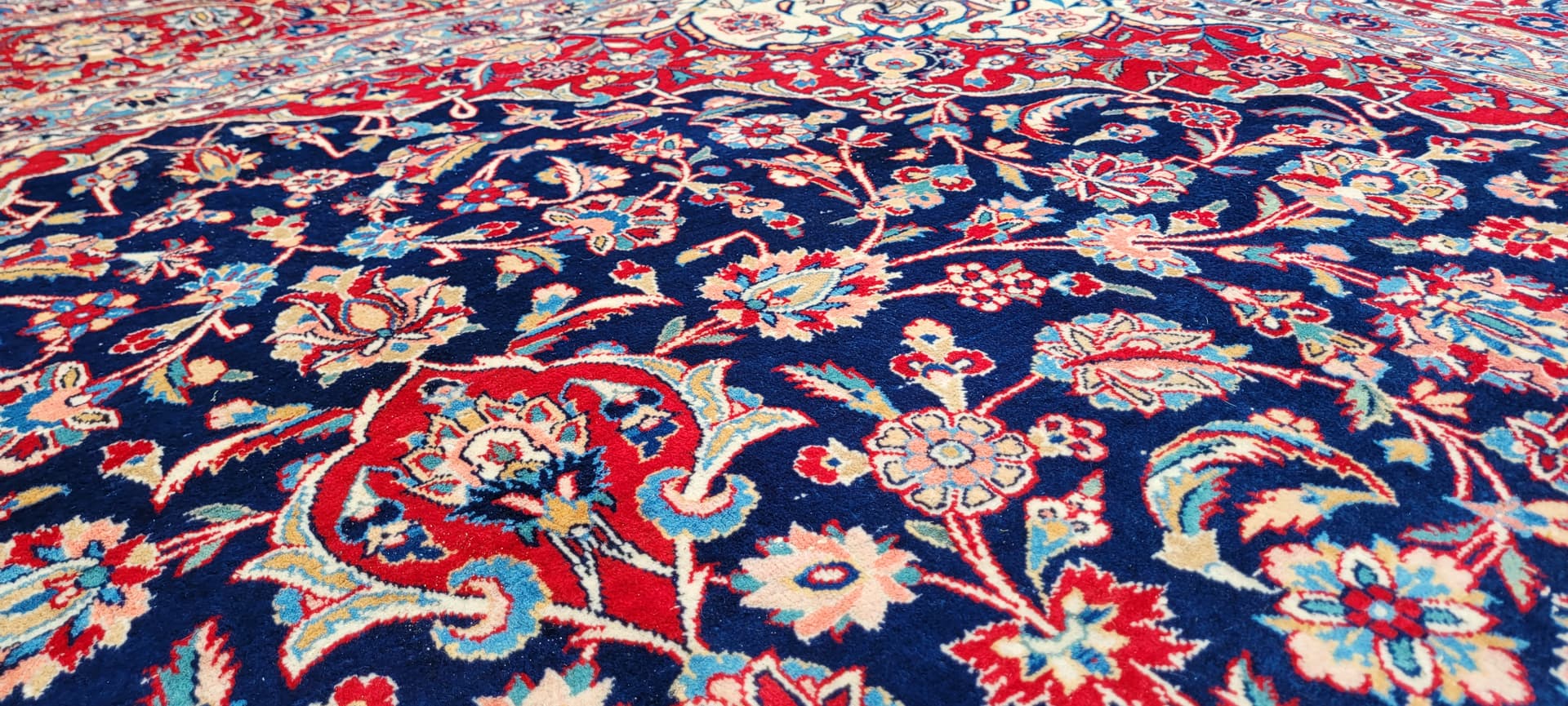 Rug Kashan, multicolor wool, Iran, 1930s. - 181012