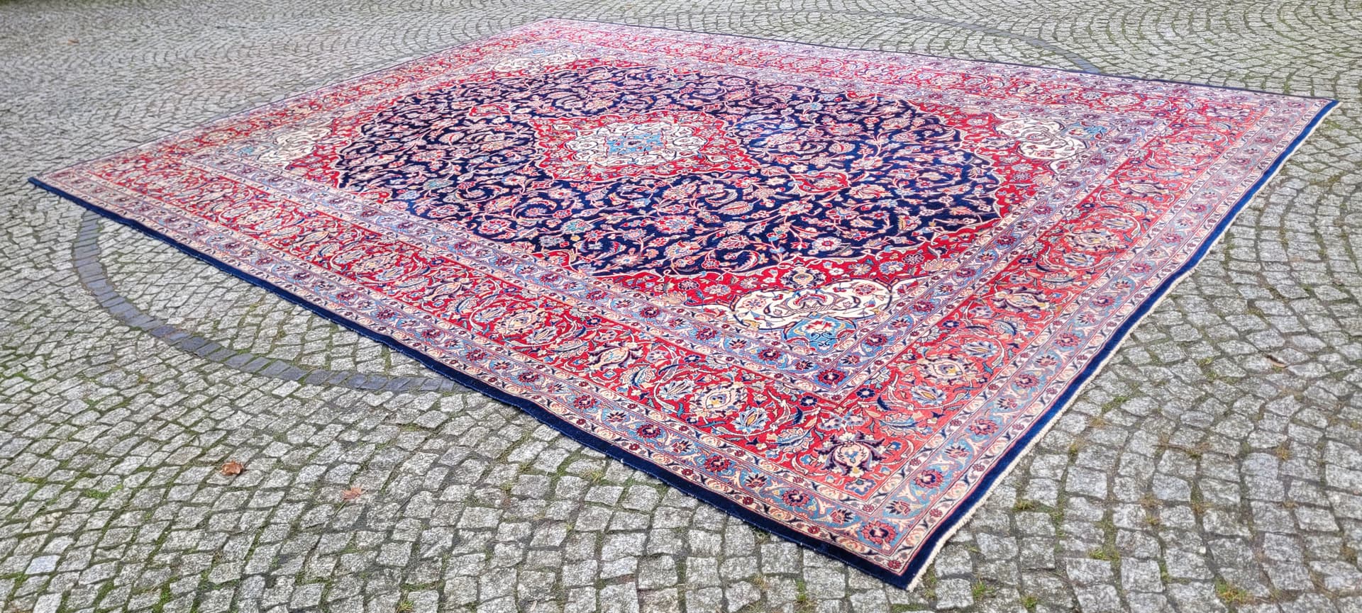 Rug Kashan, multicolor wool, Iran, 1930s. - 181024