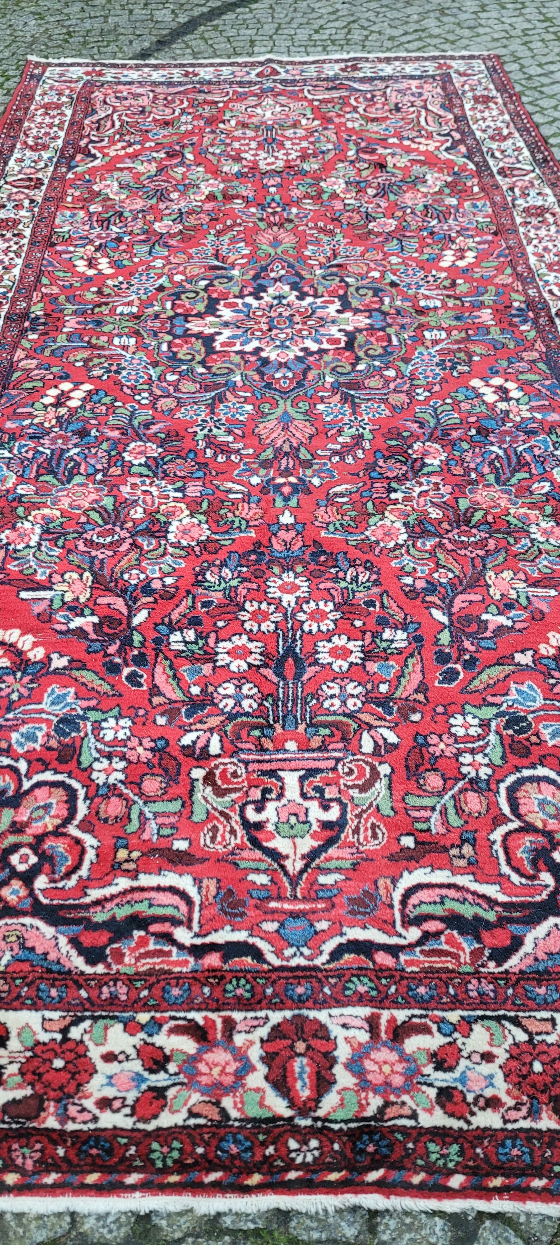 Rug Lilian 163x295 cm, red, wool, Iran, 1960s. - 181140