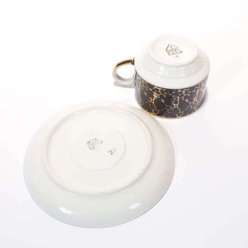 Filiżanka ze spodkiem Ada, porcelana czarna, proj. W. Potacki, Ćmielów, Polska, lata 70. - 181169