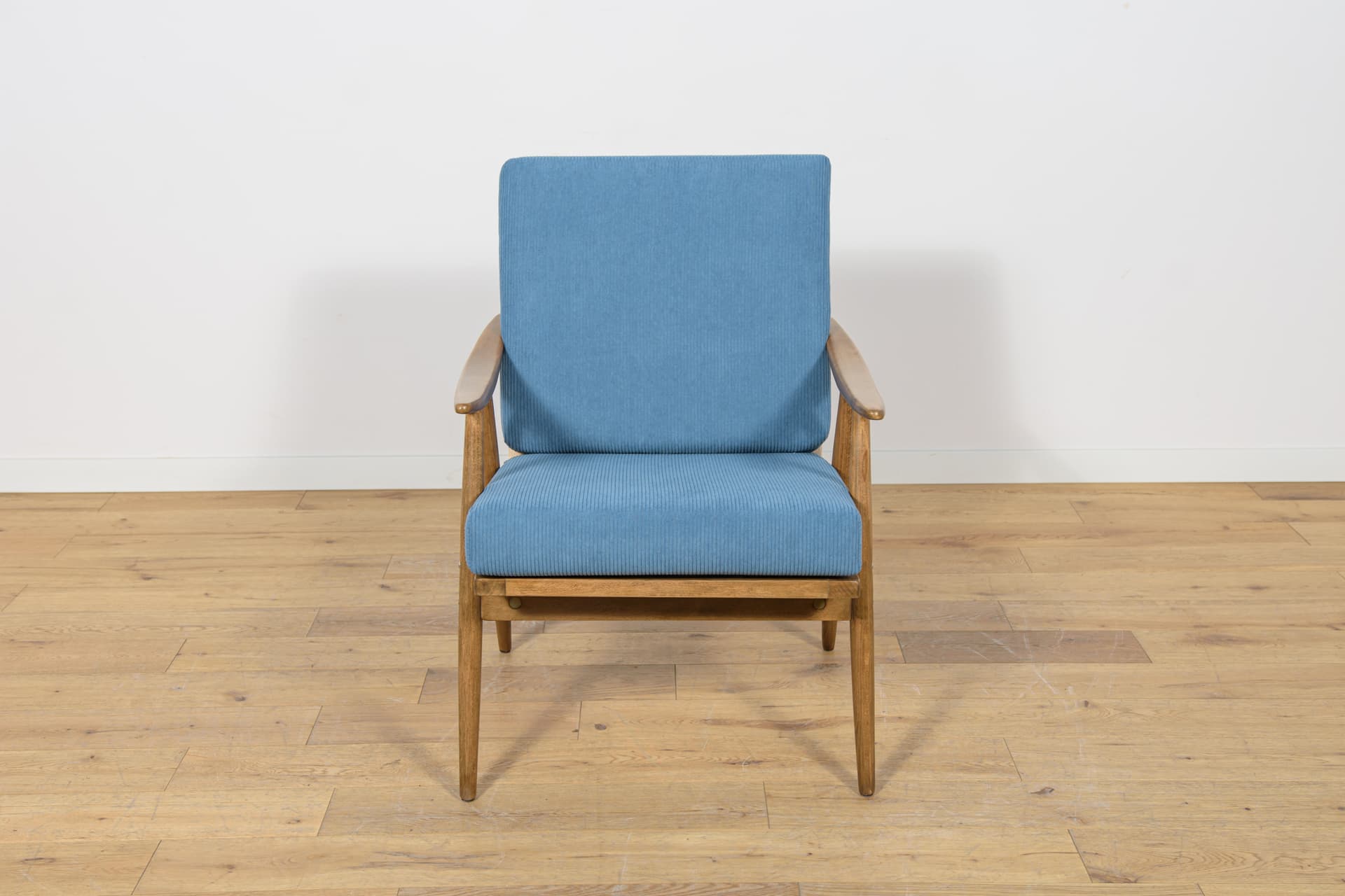 Para foteli, beech orzech, tapicerka niebieska, TON, Czechosłowacja, lata 60. - 181340