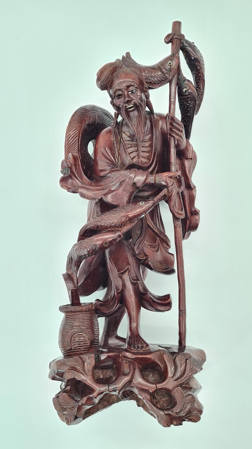 Figura rybaka, ciemny brąz, drewno, Chiny, lata 40. - 182077