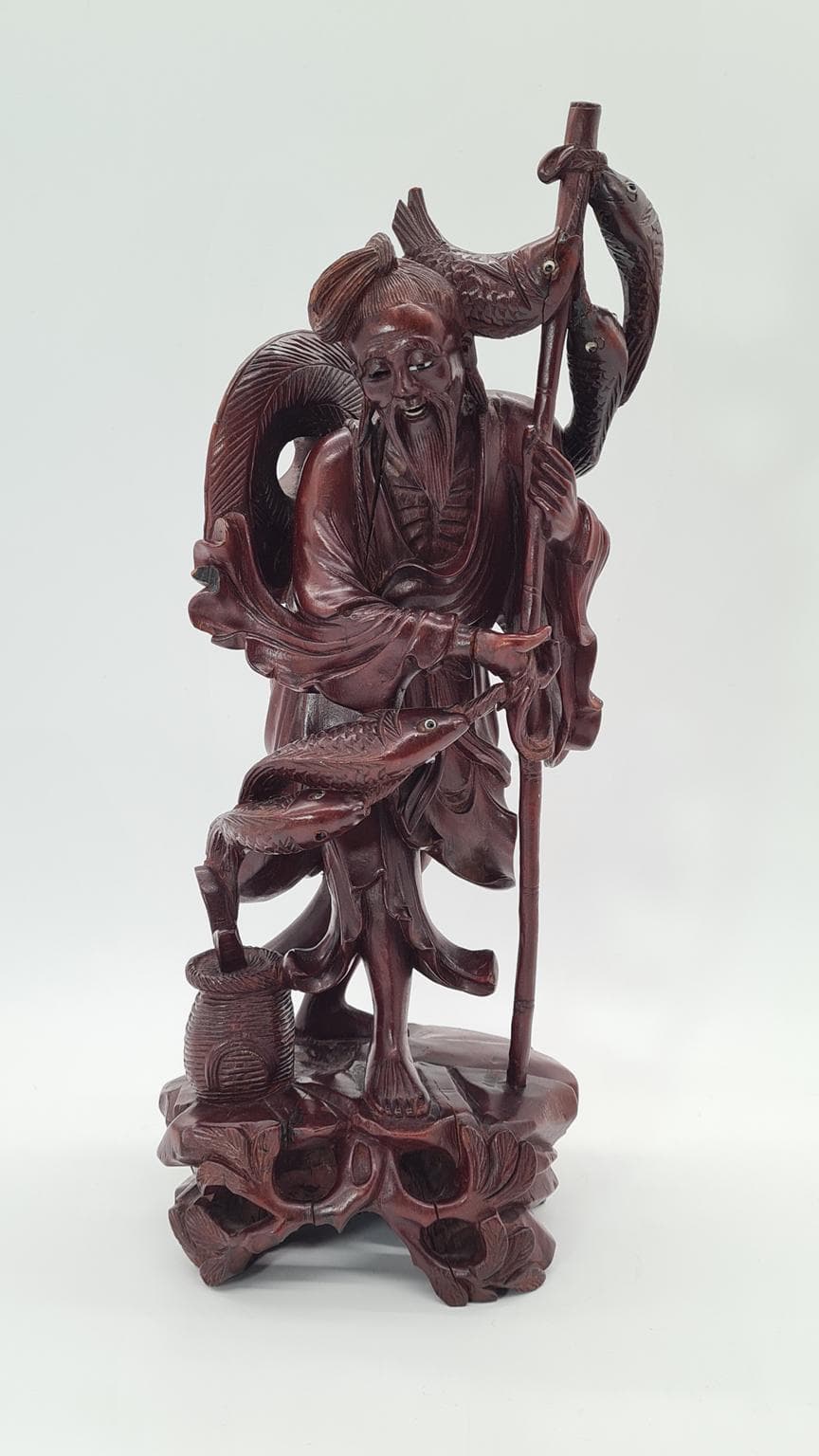 Figura rybaka, ciemny brąz, drewno, Chiny, lata 40. - 182069