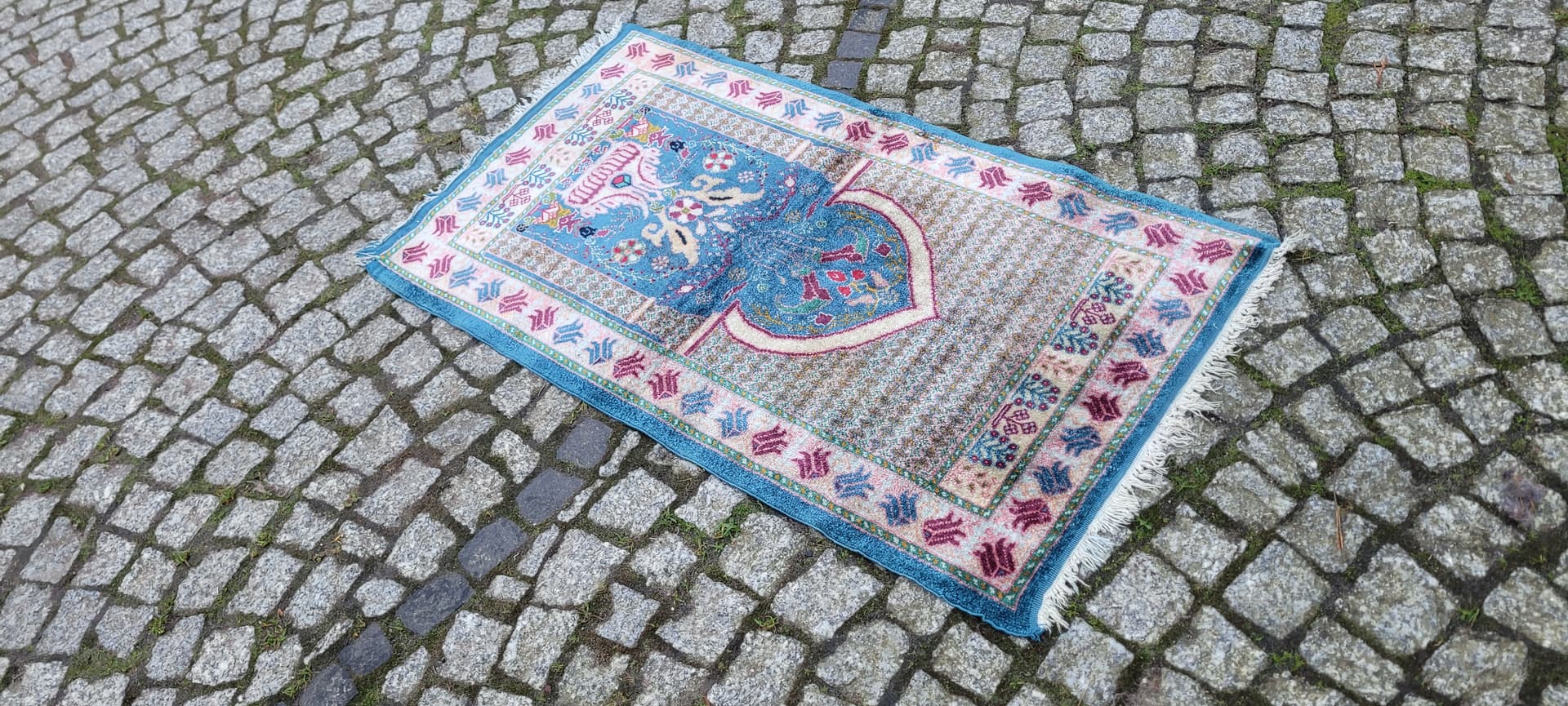 Oriental rug 102x56cm, multicolor silk, Tunisia, 1960s. - 182376