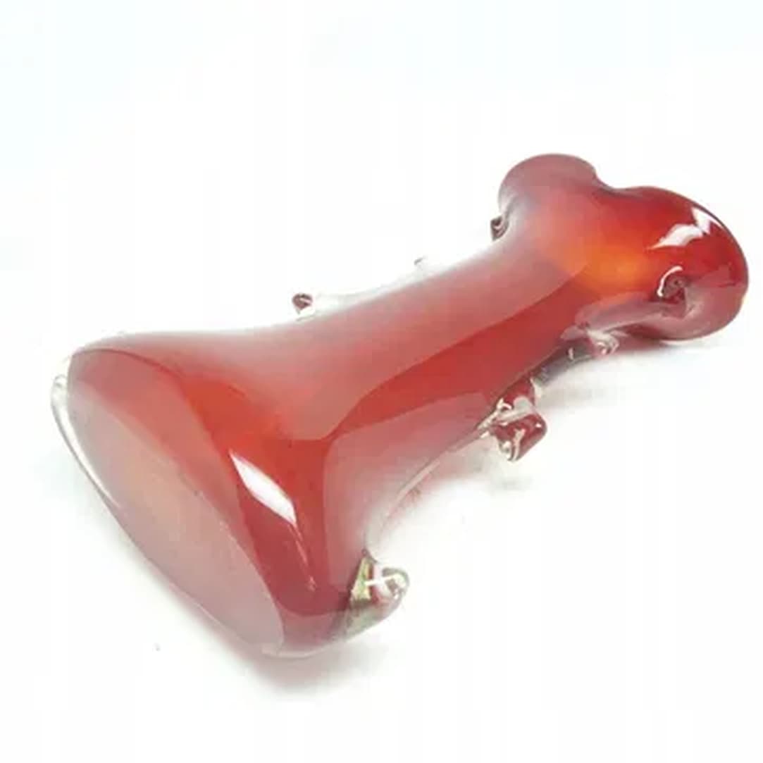 Wazon płetwa rekina, Mid-century modern, szkło czerwone, Polska, lata 70. - 182537