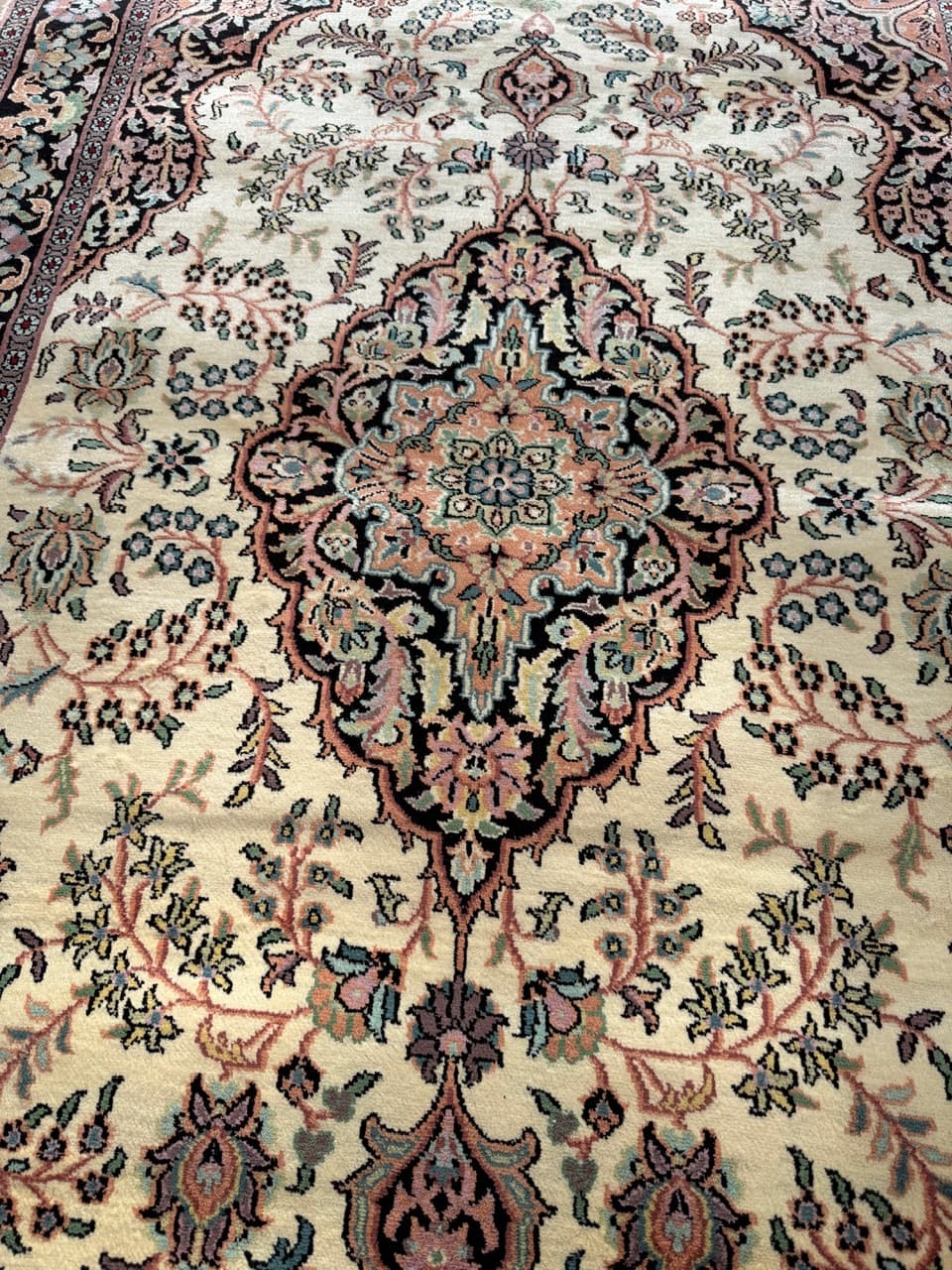 Dywan Ghoum/Qom 205x120 cm, jedwab beżowy, Indie - 182667