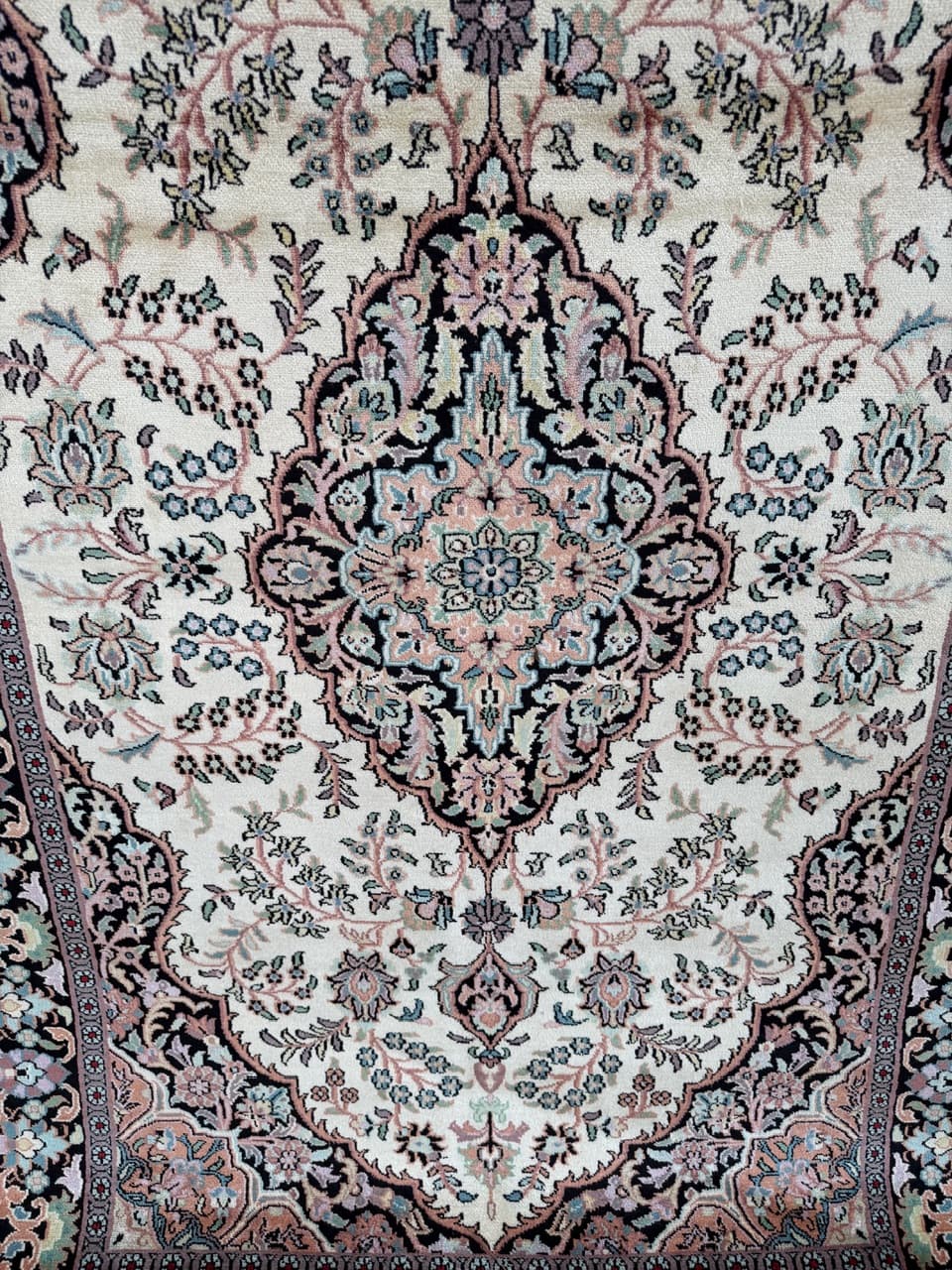 Dywan Ghoum/Qom 205x120 cm, jedwab beżowy, Indie - 182661