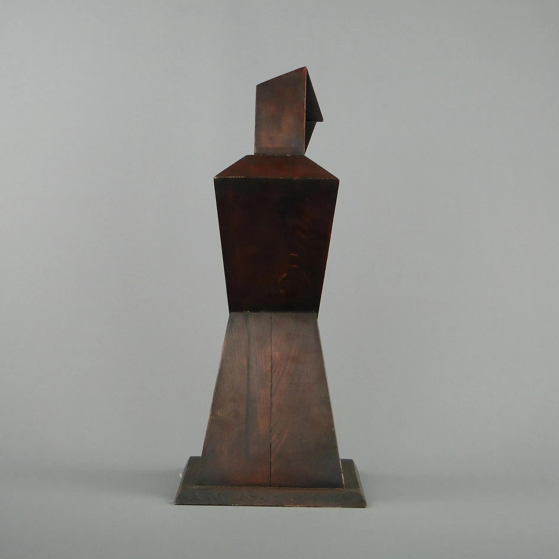 Rzeźba kubistyczna, brąz ciemny, drewno iglaste, Polska, lata 60. - 12564