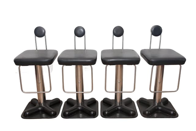 Zestaw czterech stołków barowych Birillo, czarny, skóra naturalna i metal, proj. J. Colombo, Zanotta, 1971 - WYMIARY