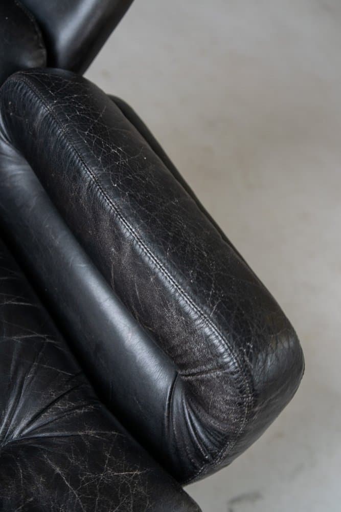 Para foteli lounge, czarne, skóra naturalna i włókno szklane, Włochy, lata 60. - 184355