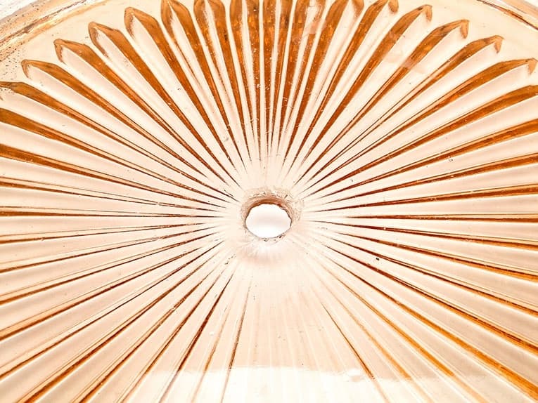 Talerz do patery Art déco, różowy, szkło, Hortensja, Polska, lata 30. - 184833