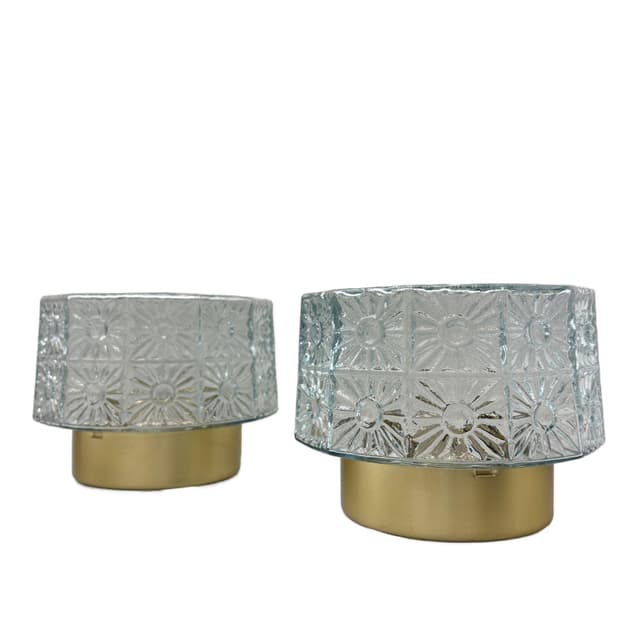 Pair of wall sconces, transparent glass, gold aluminium, Germany, 1980s. - DIMENSION